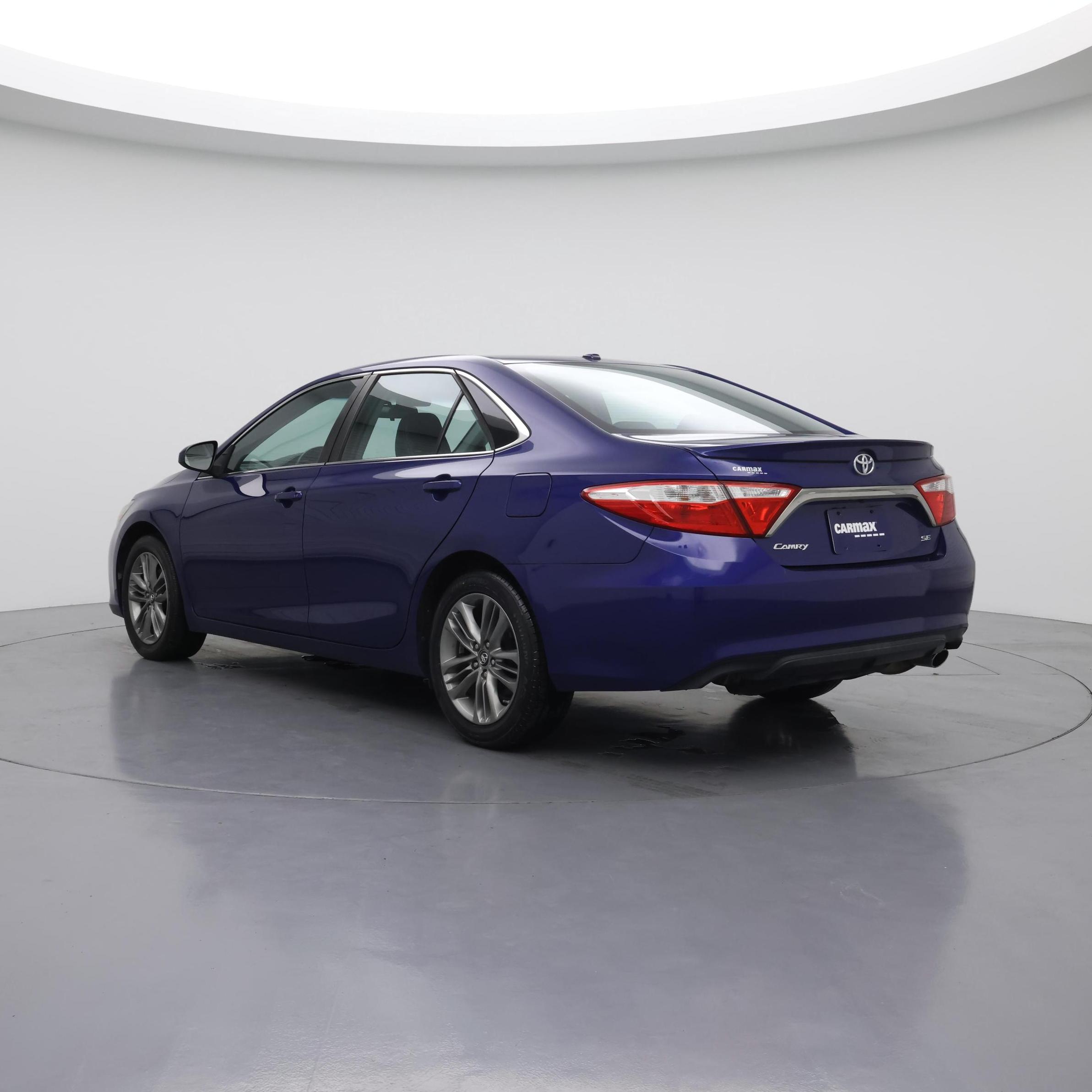 Thumbnail: 2016 Toyota Camry - 2