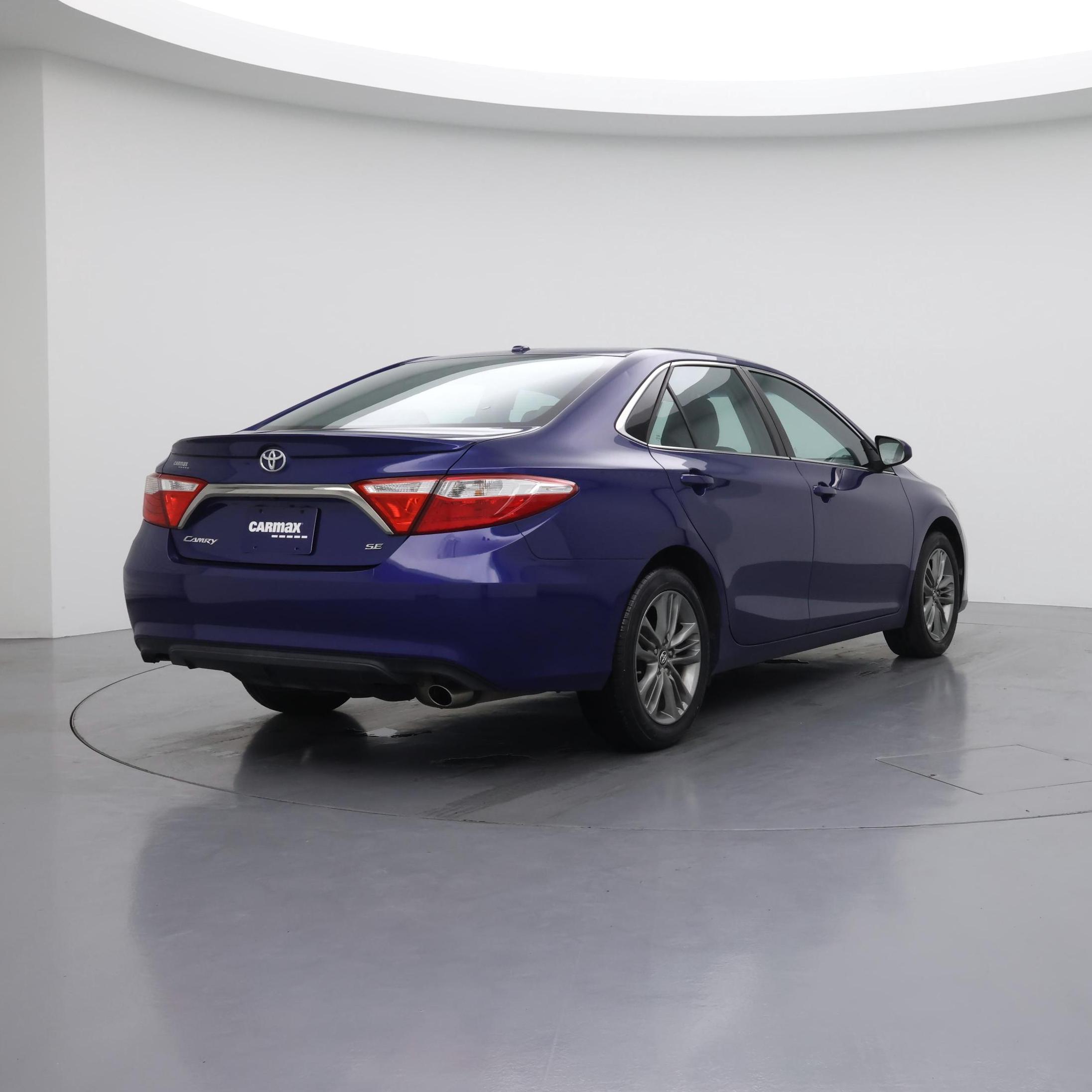 Thumbnail: 2016 Toyota Camry - 8
