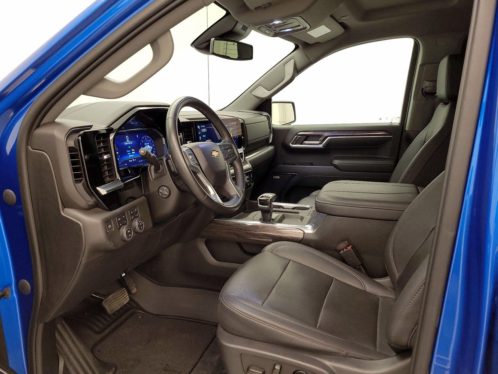 Thumbnail: 2023 Chevrolet Silverado 1500 - 11