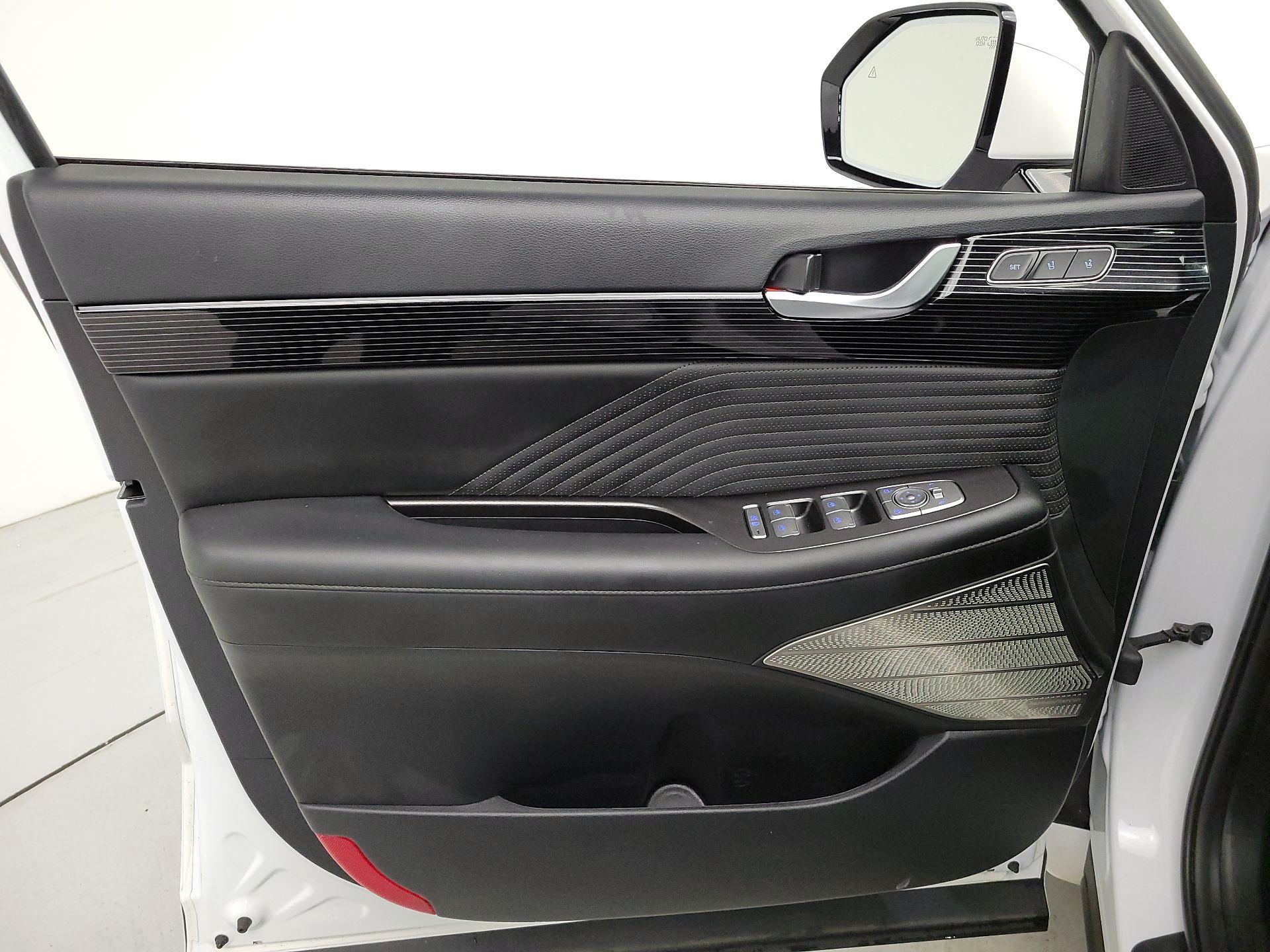 Thumbnail: 2025 Hyundai Palisade - 12