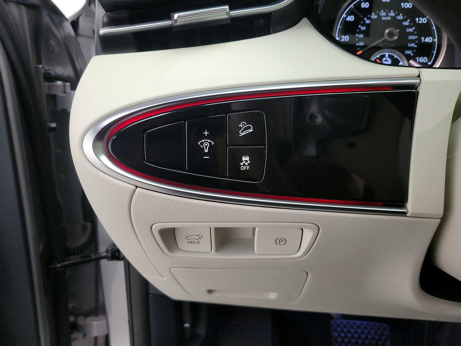 Thumbnail: 2024 Genesis GV70 - 13