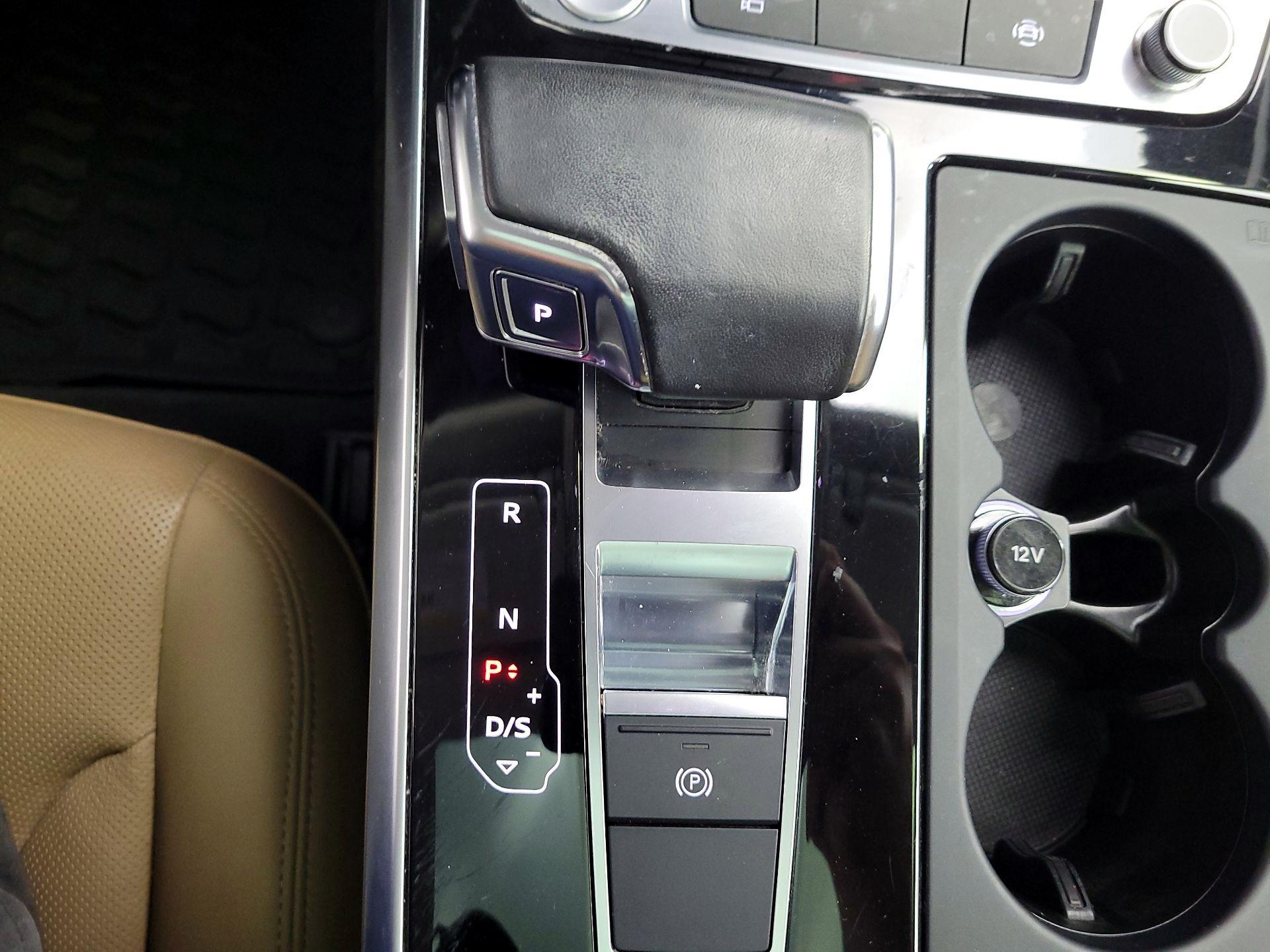 Thumbnail: 2020 Audi Q7 - 18