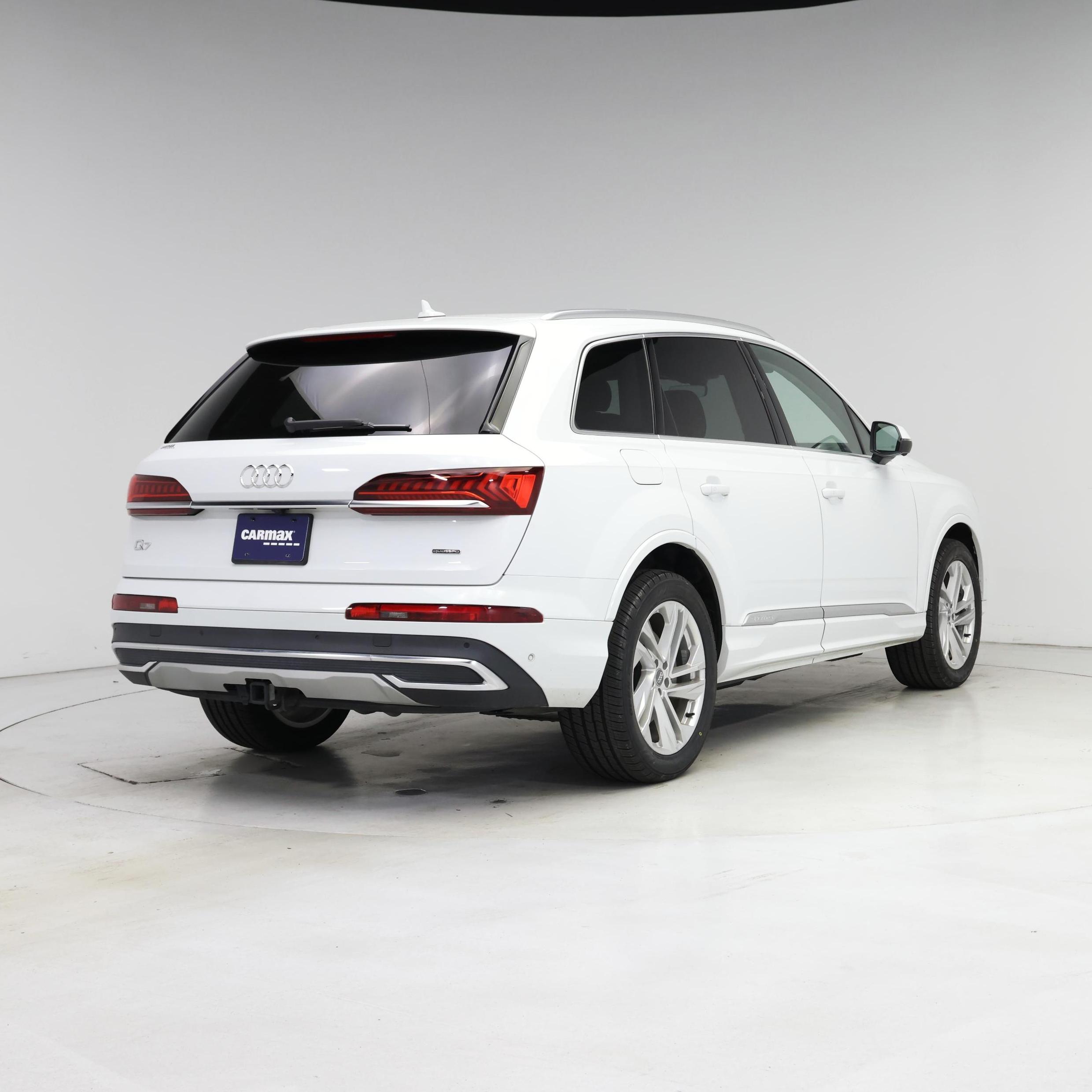 Thumbnail: 2020 Audi Q7 - 8