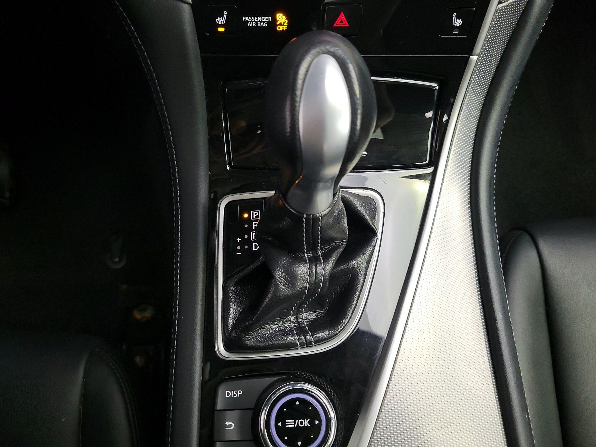 Thumbnail: 2014 INFINITI Q50 - 17