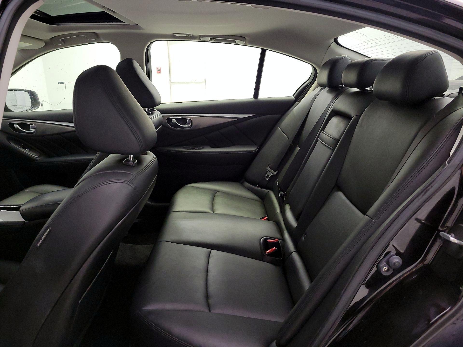 Thumbnail: 2014 INFINITI Q50 - 20