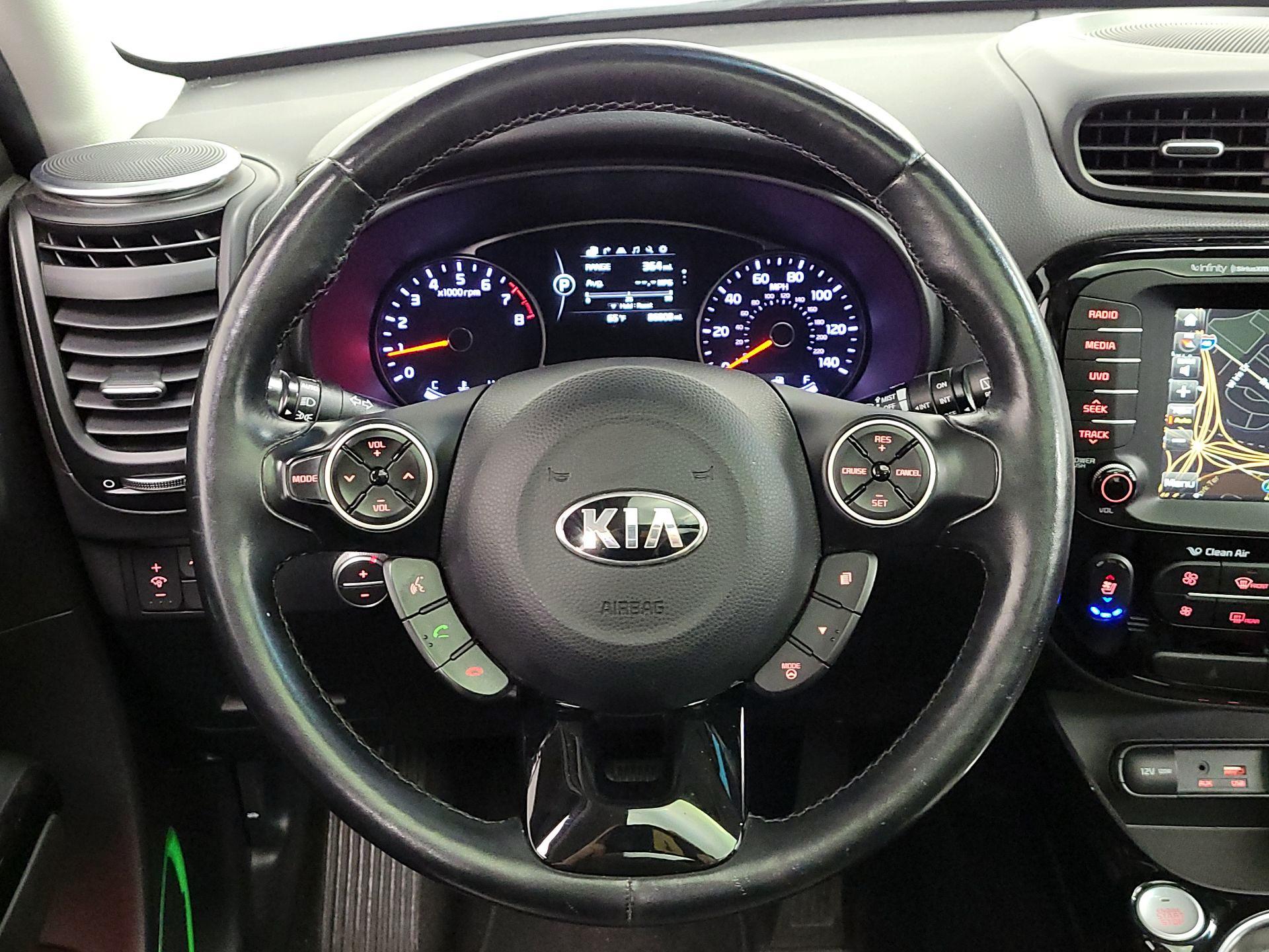 Thumbnail: 2016 Kia Soul - 10
