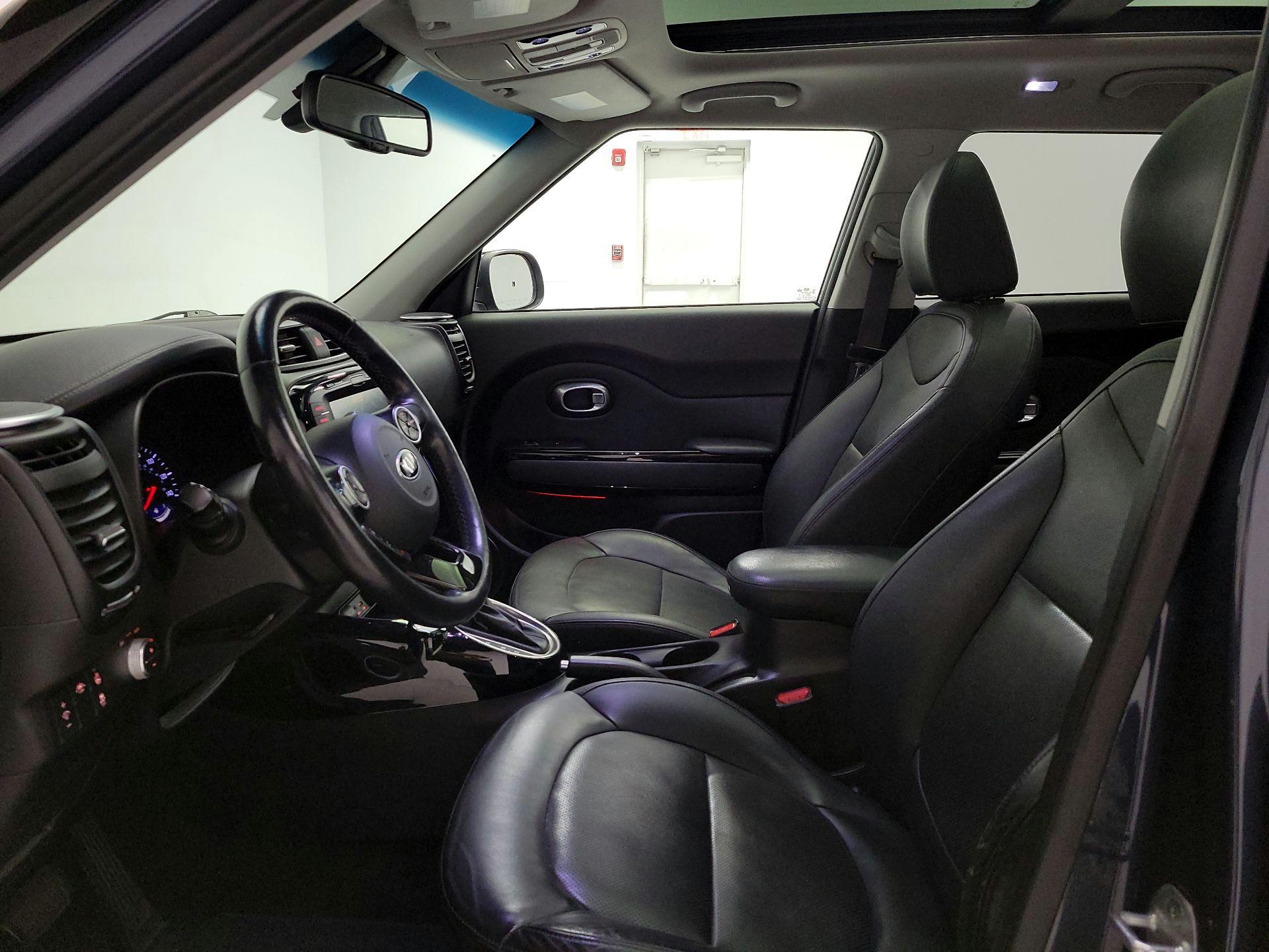 Thumbnail: 2016 Kia Soul - 11