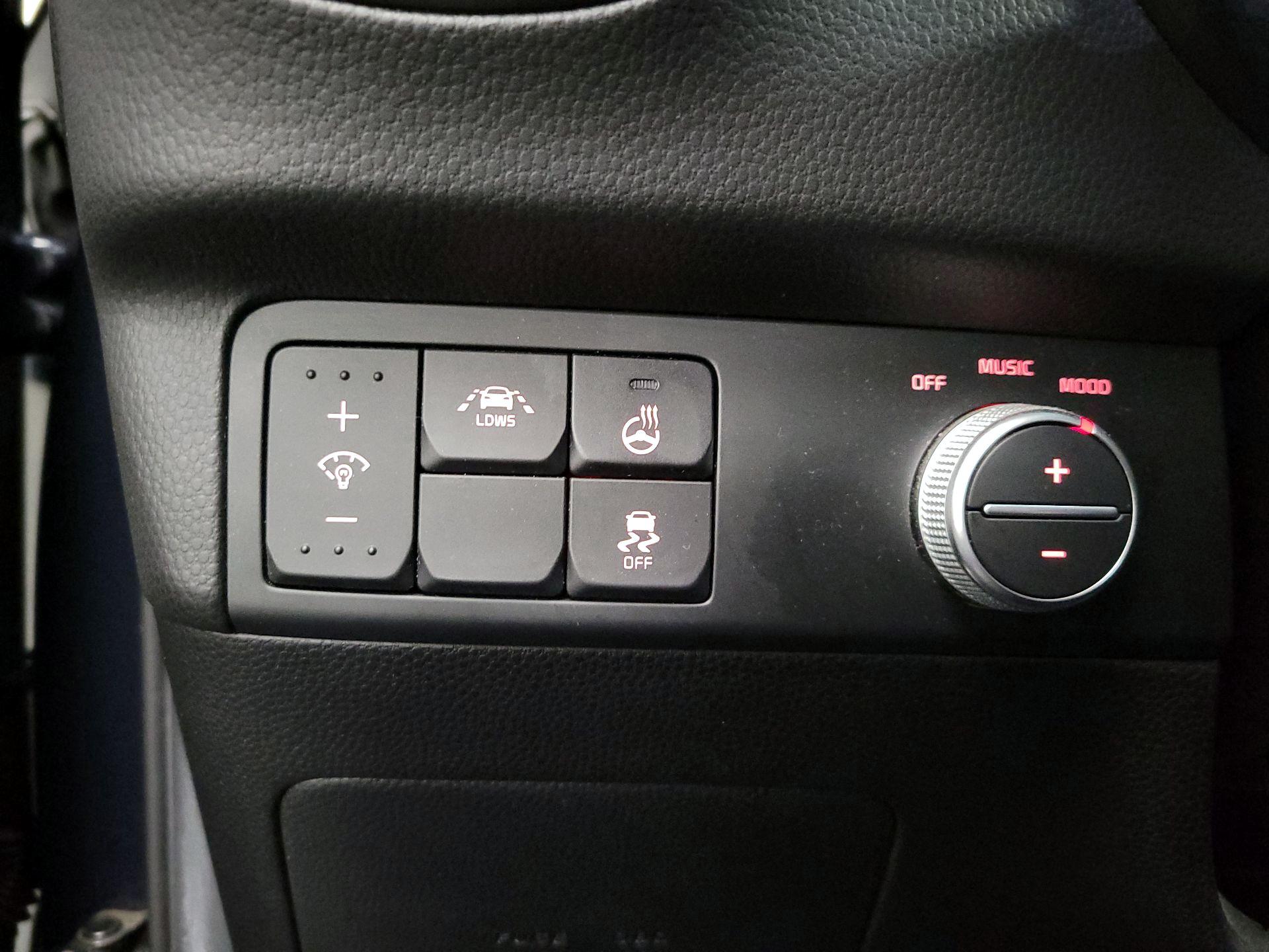 Thumbnail: 2016 Kia Soul - 13