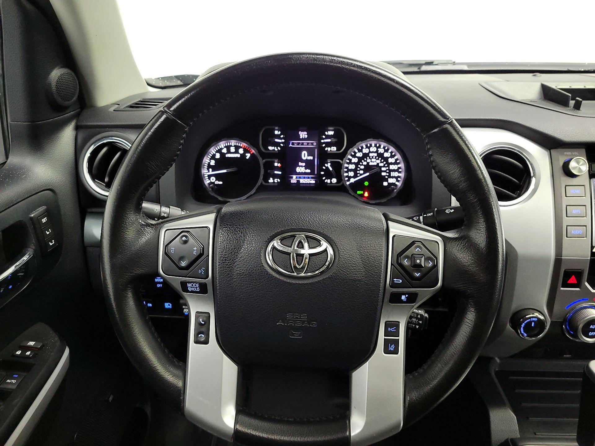 Thumbnail: 2019 Toyota Tundra - 10