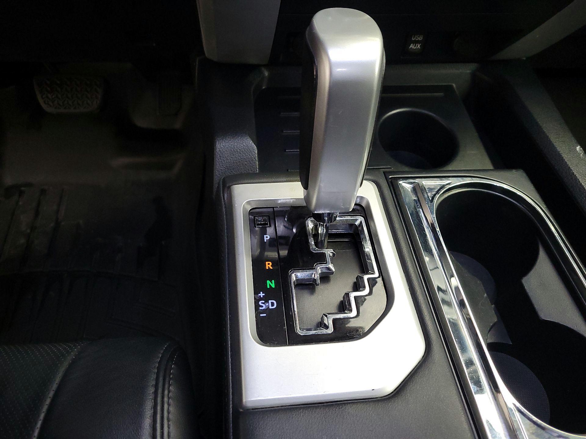 Thumbnail: 2019 Toyota Tundra - 18