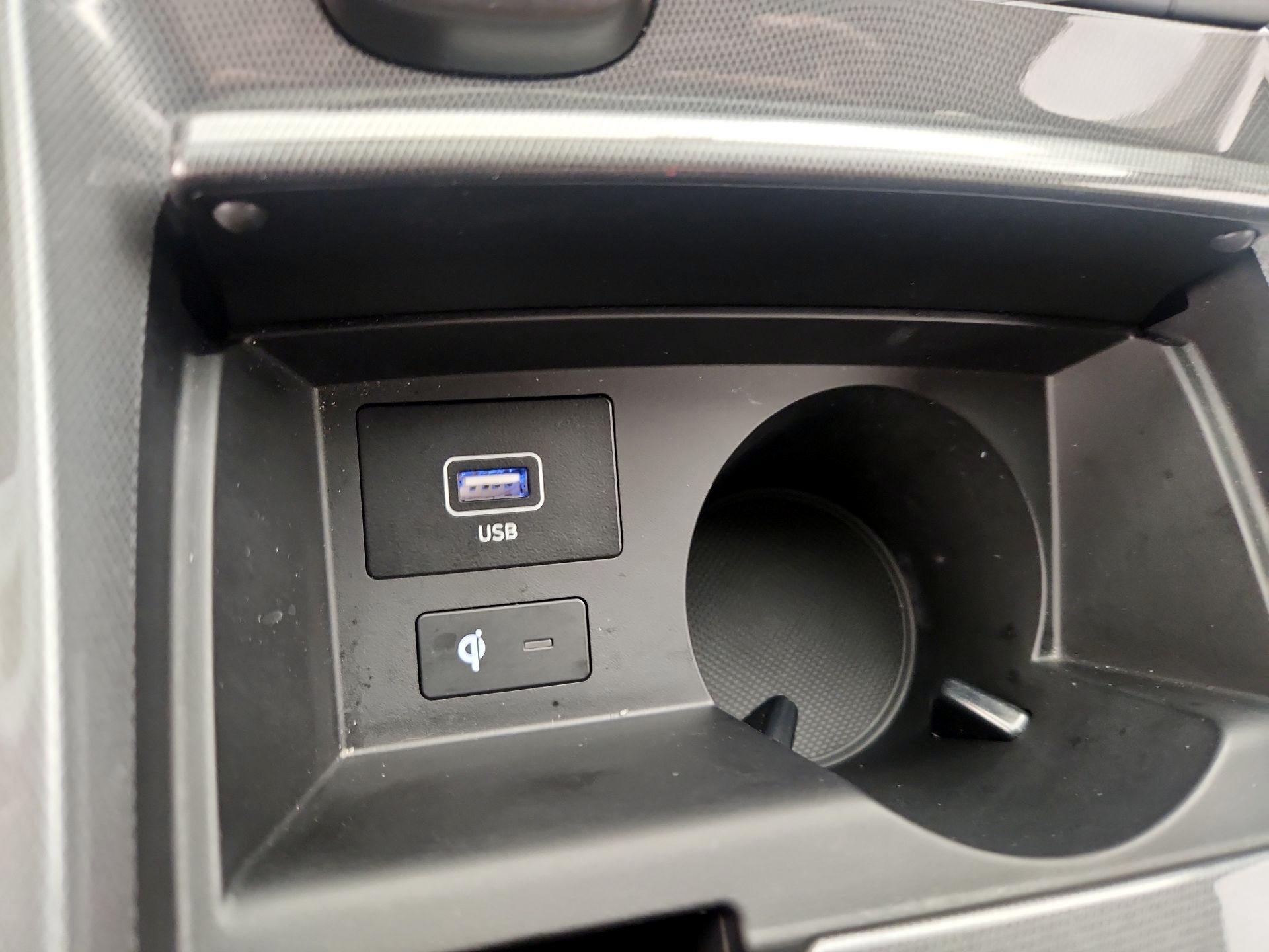 Thumbnail: 2022 Hyundai Santa Fe - 18