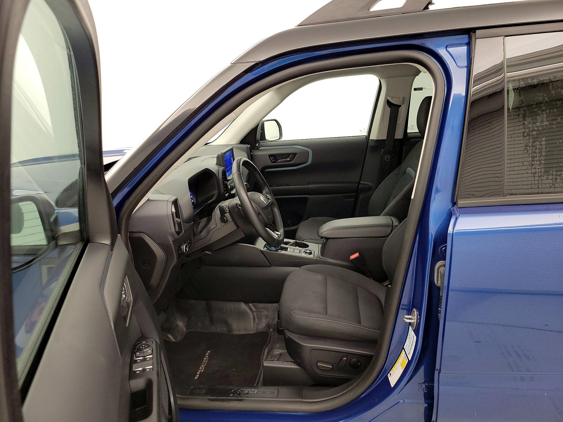 Thumbnail: 2023 Ford Bronco Sport - 11