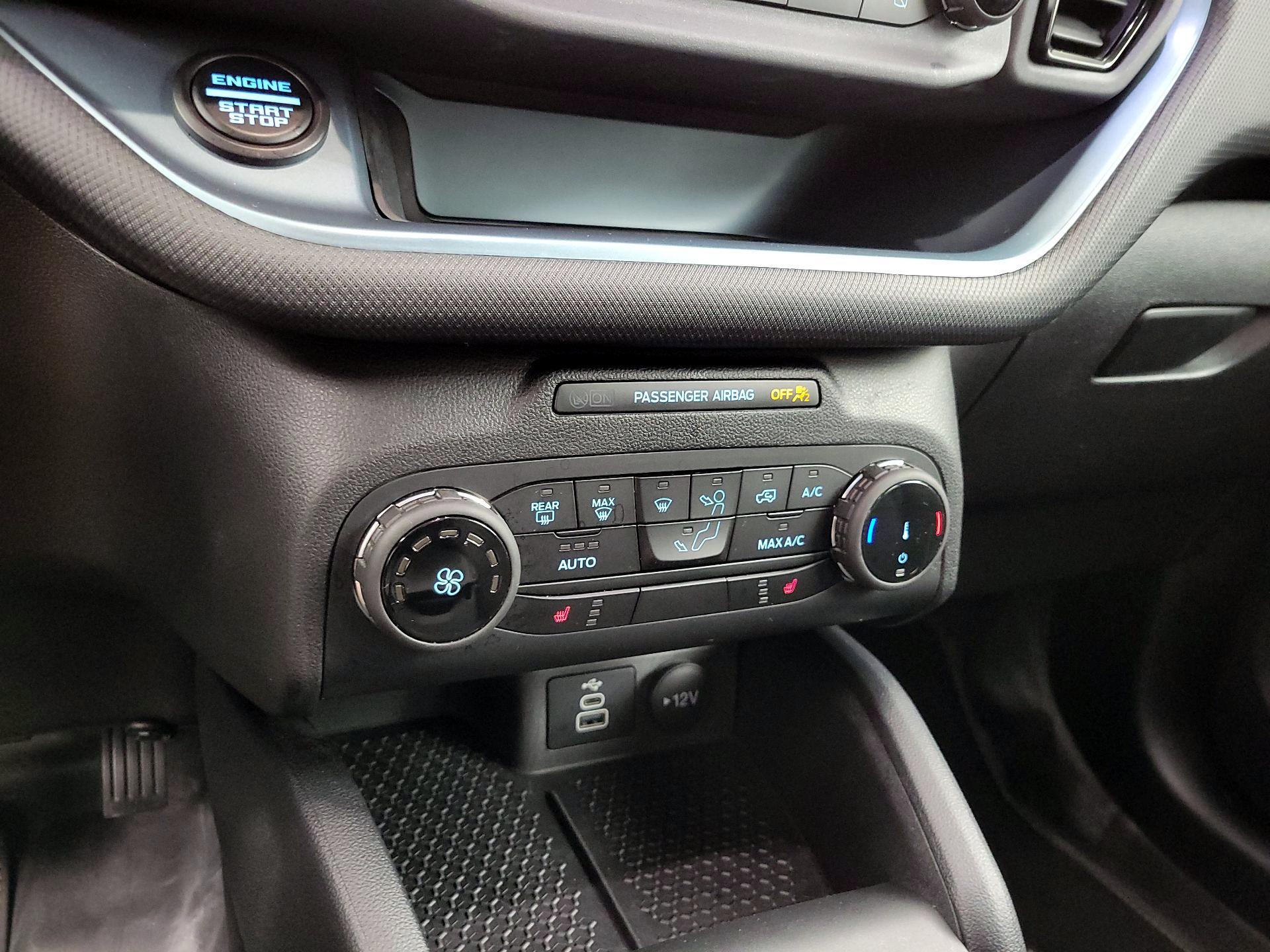 Thumbnail: 2023 Ford Bronco Sport - 16