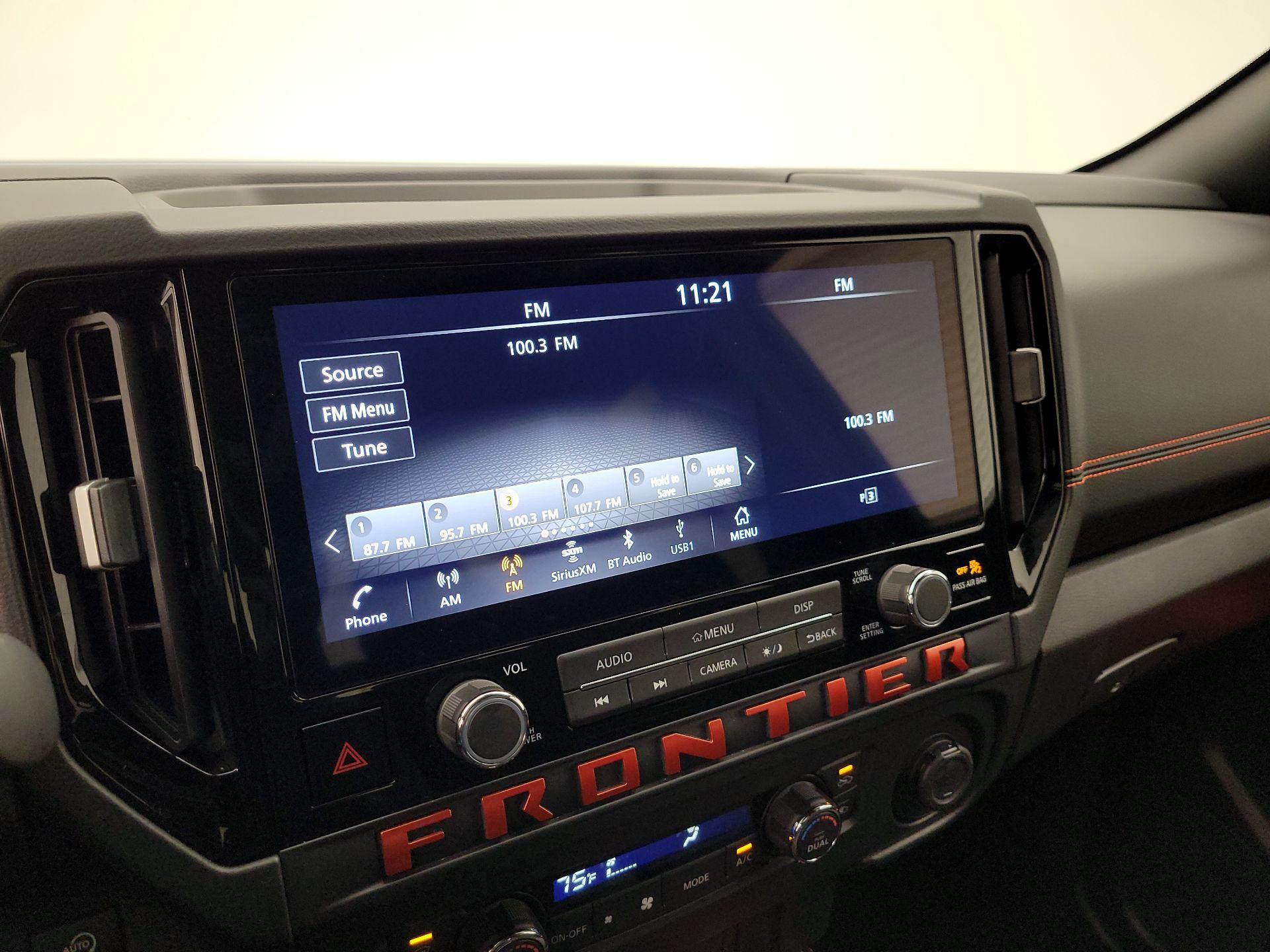 Thumbnail: 2025 Nissan Frontier - 15