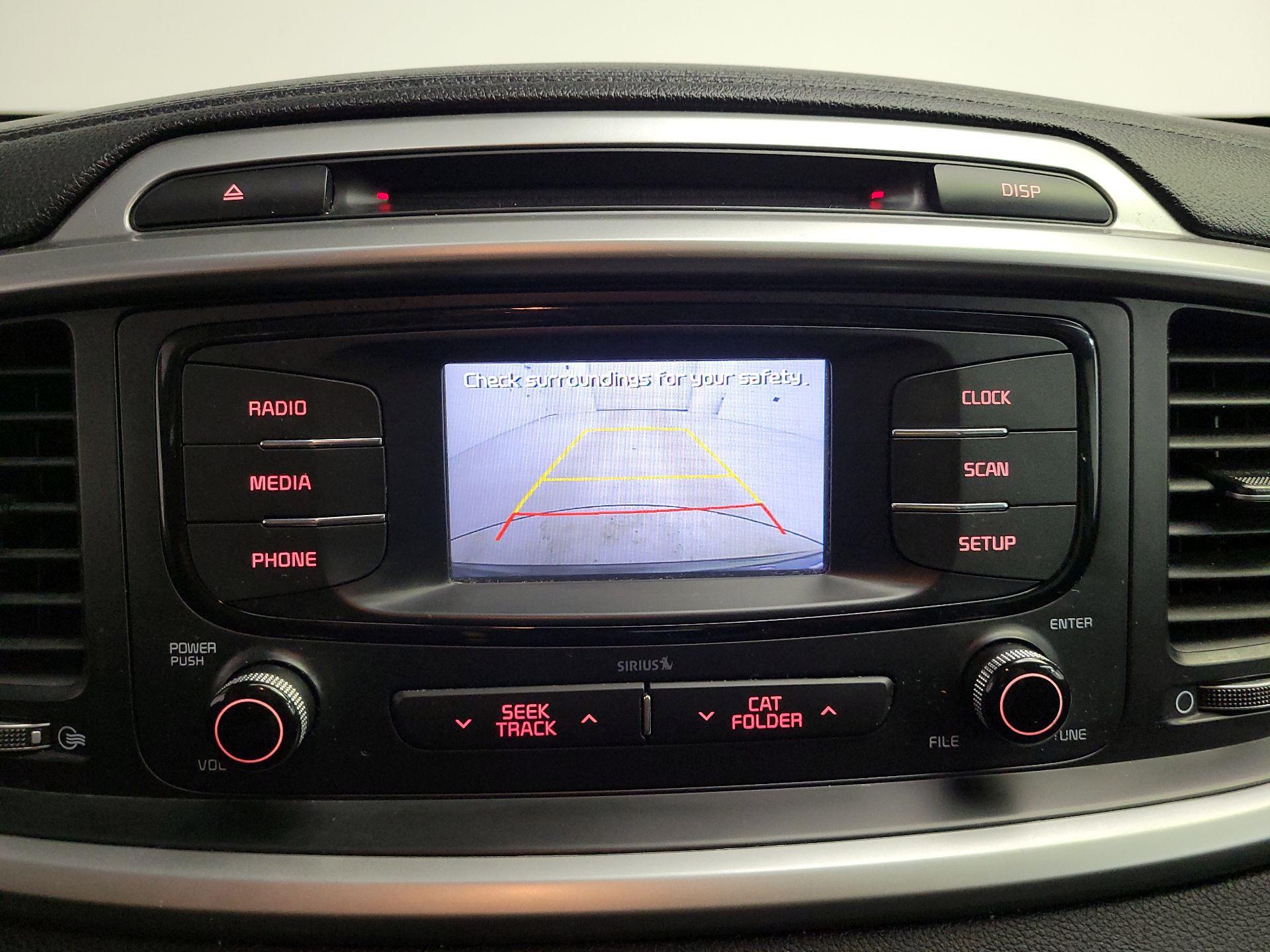 Thumbnail: 2017 Kia Sorento - 14