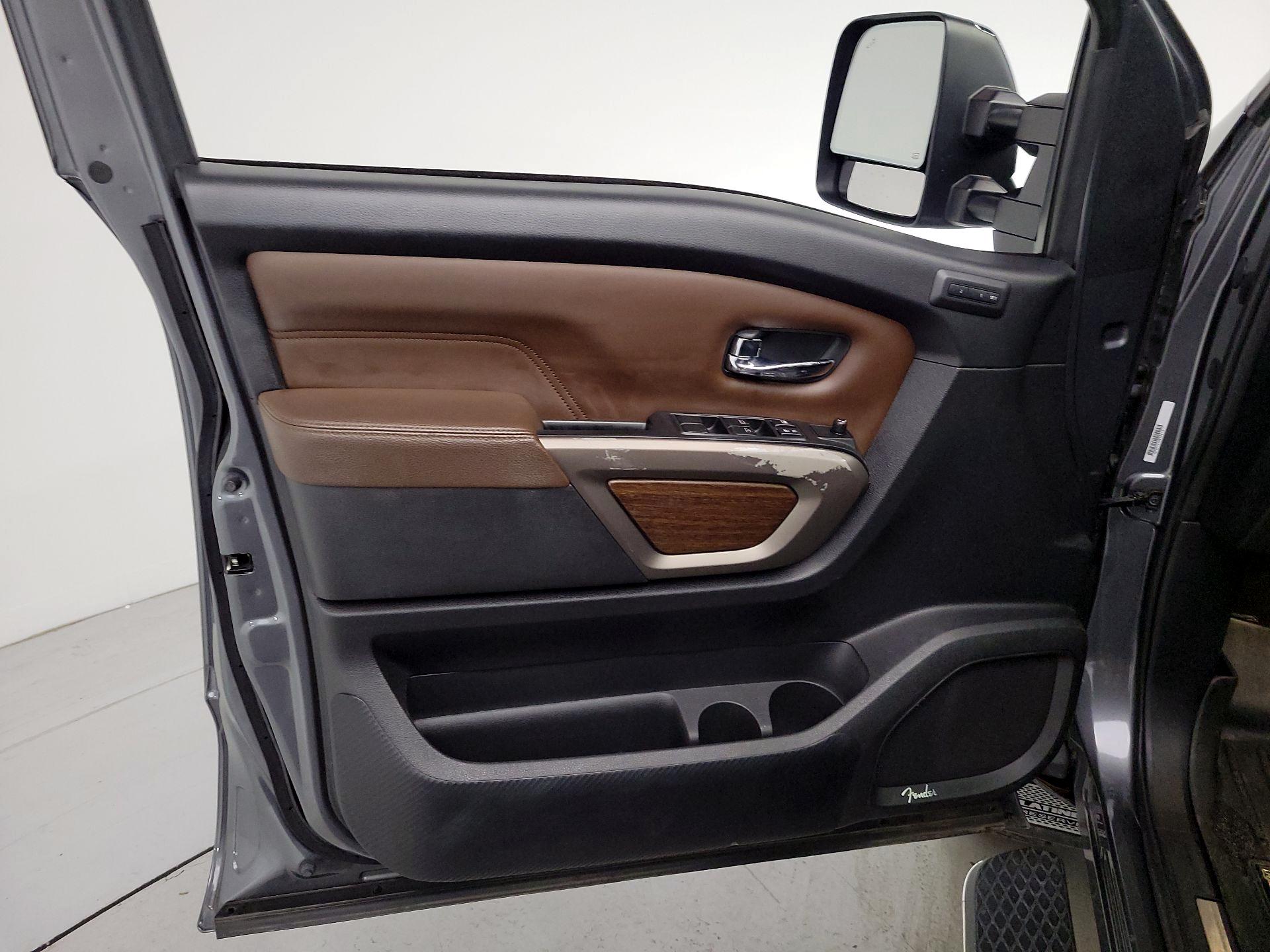 Thumbnail: 2021 Nissan Titan - 12