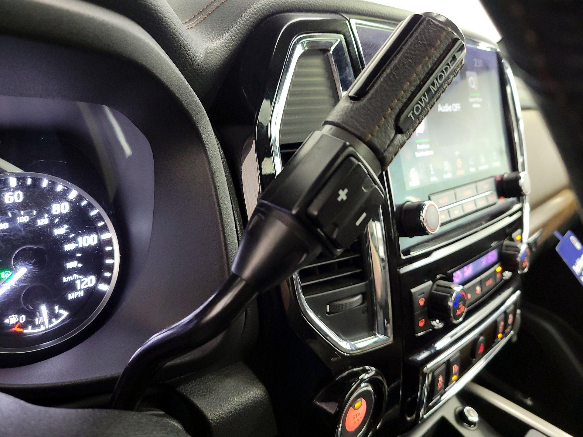 Thumbnail: 2021 Nissan Titan - 18