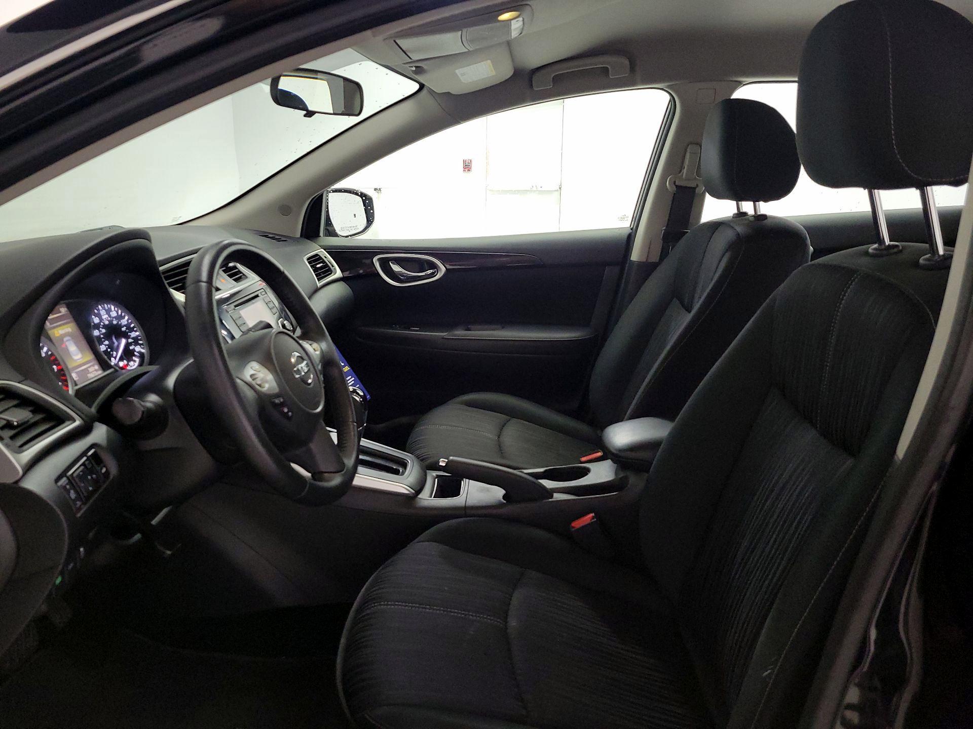 Thumbnail: 2018 Nissan Sentra - 11