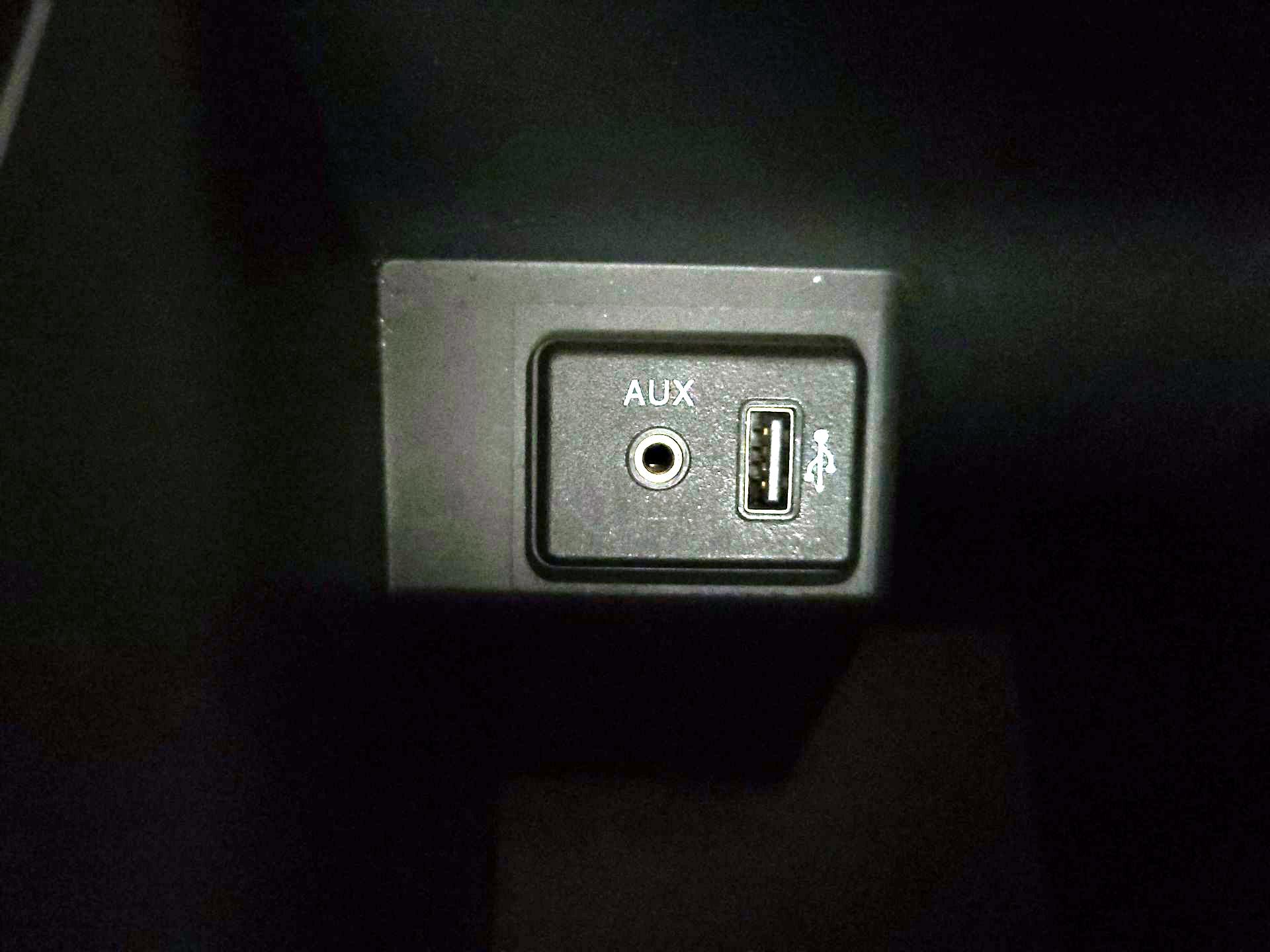 Thumbnail: 2018 Nissan Sentra - 18