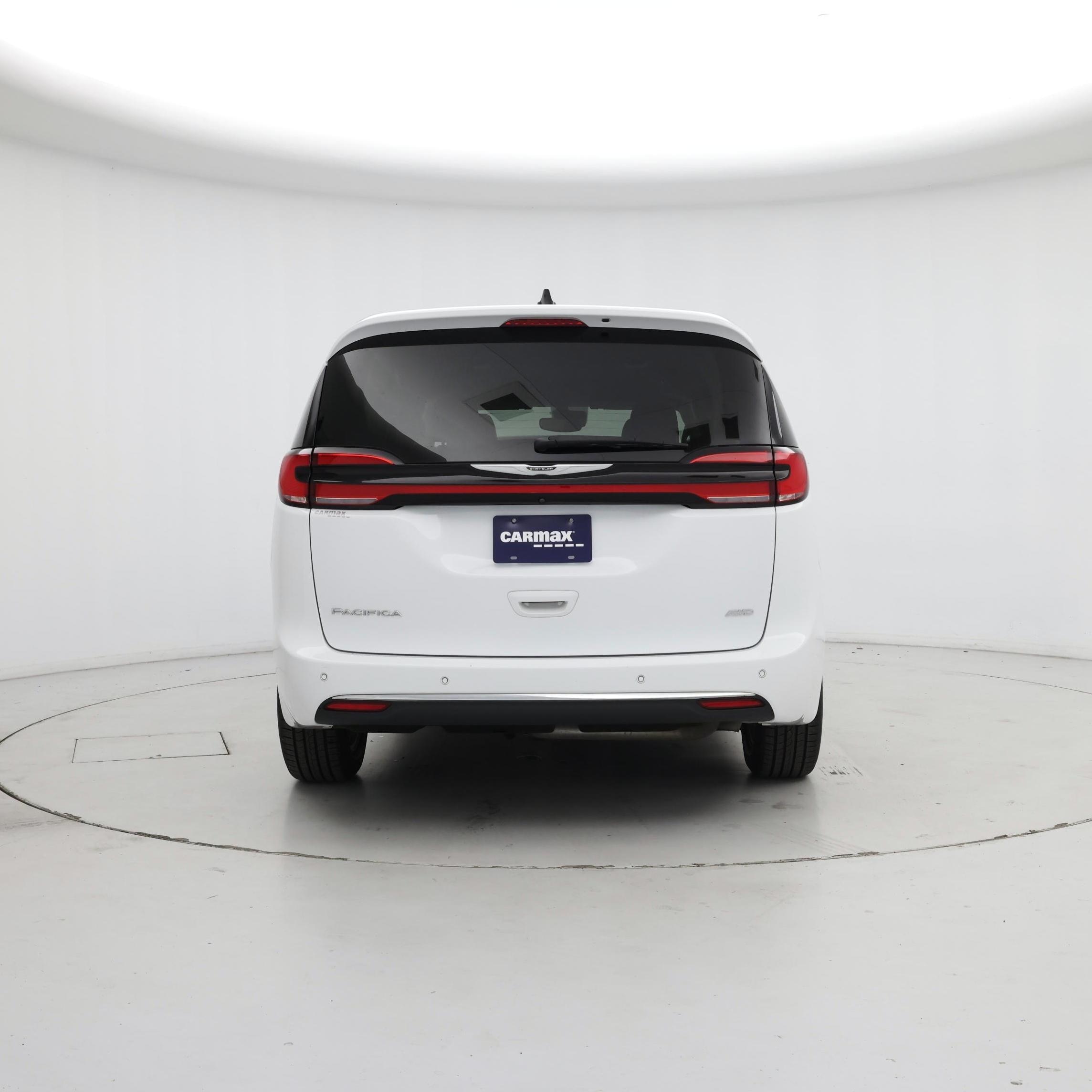 Thumbnail: 2023 Chrysler Pacifica - 6