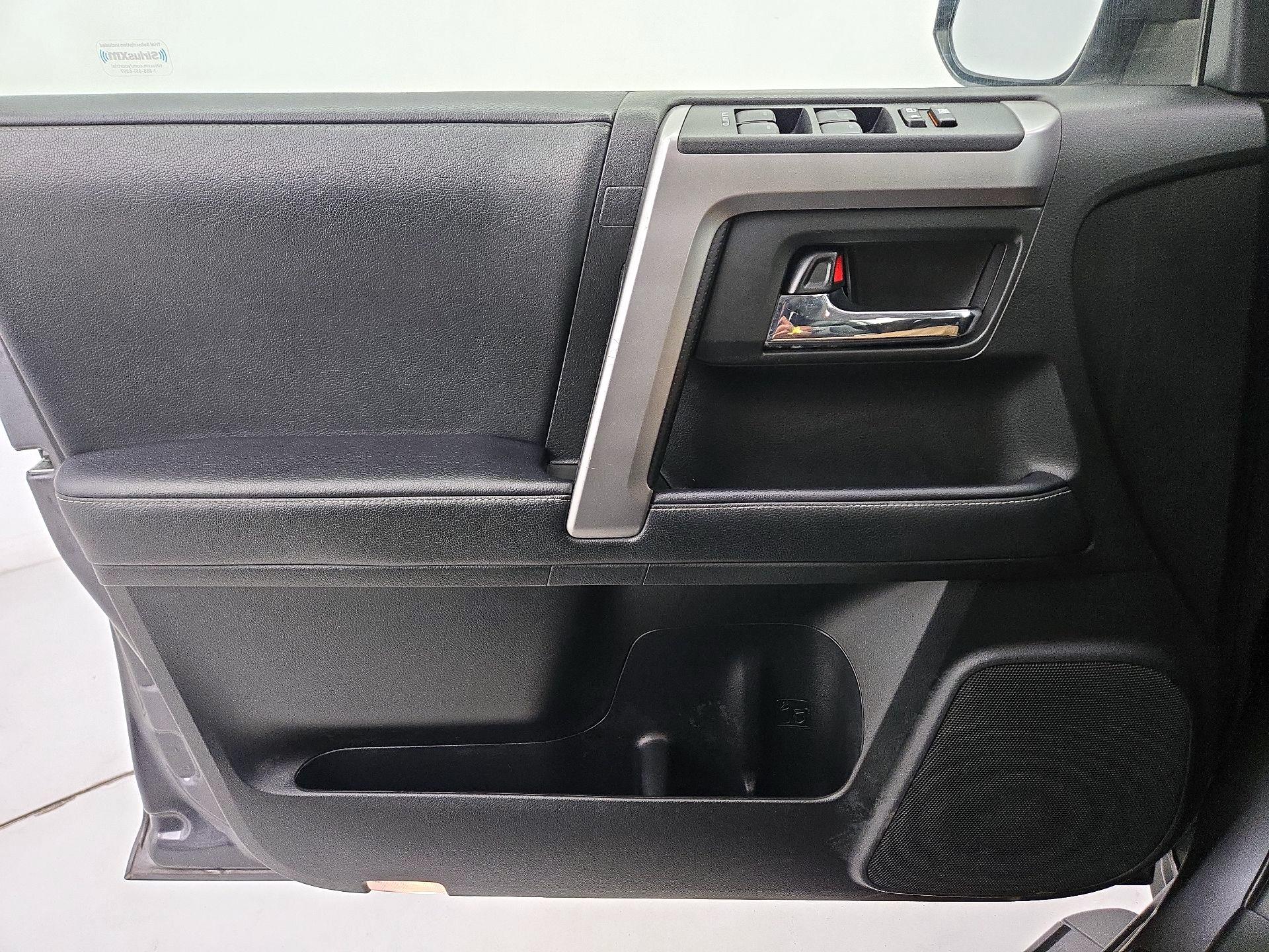 Thumbnail: 2021 Toyota 4Runner - 12