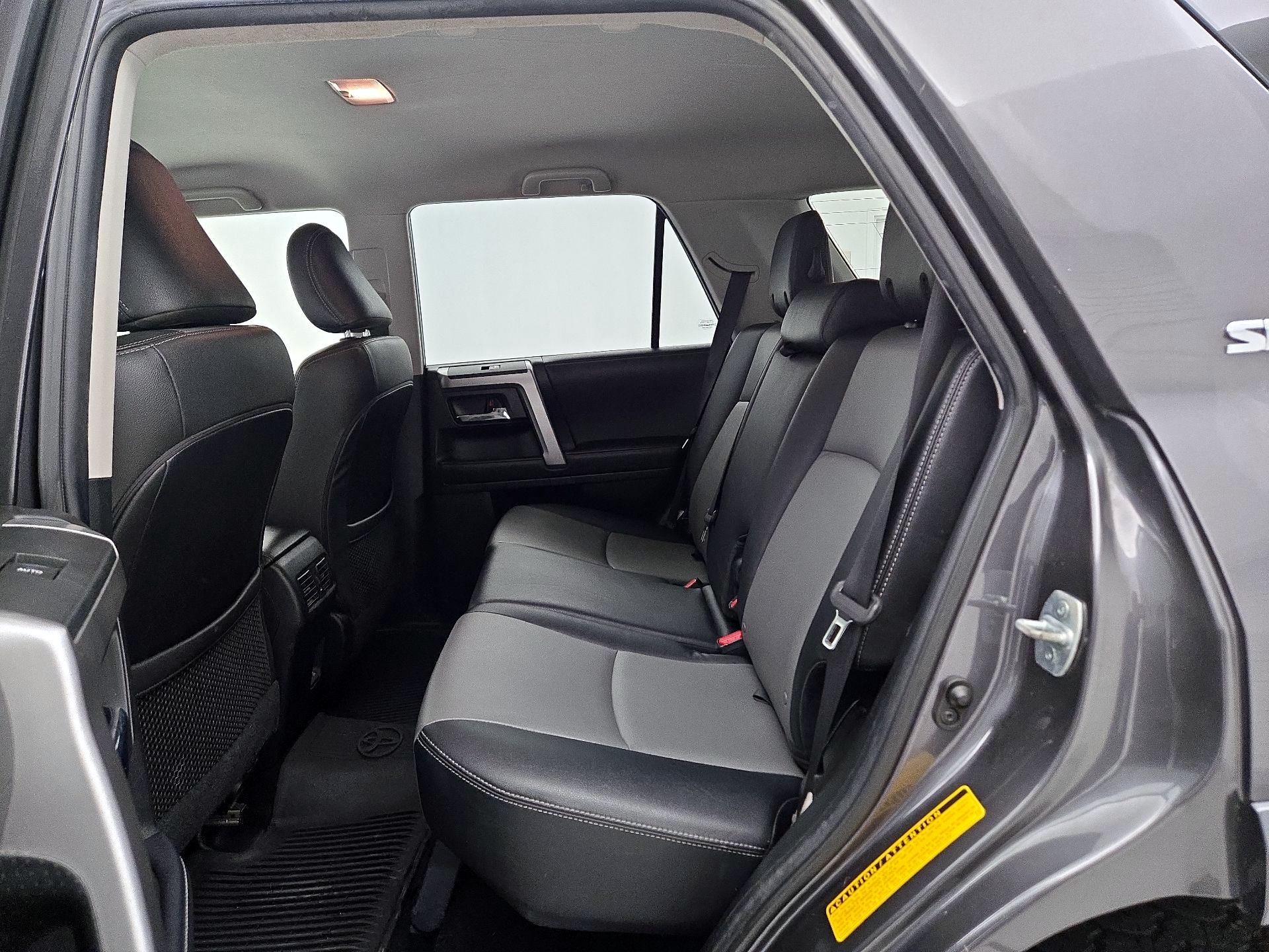 Thumbnail: 2021 Toyota 4Runner - 19