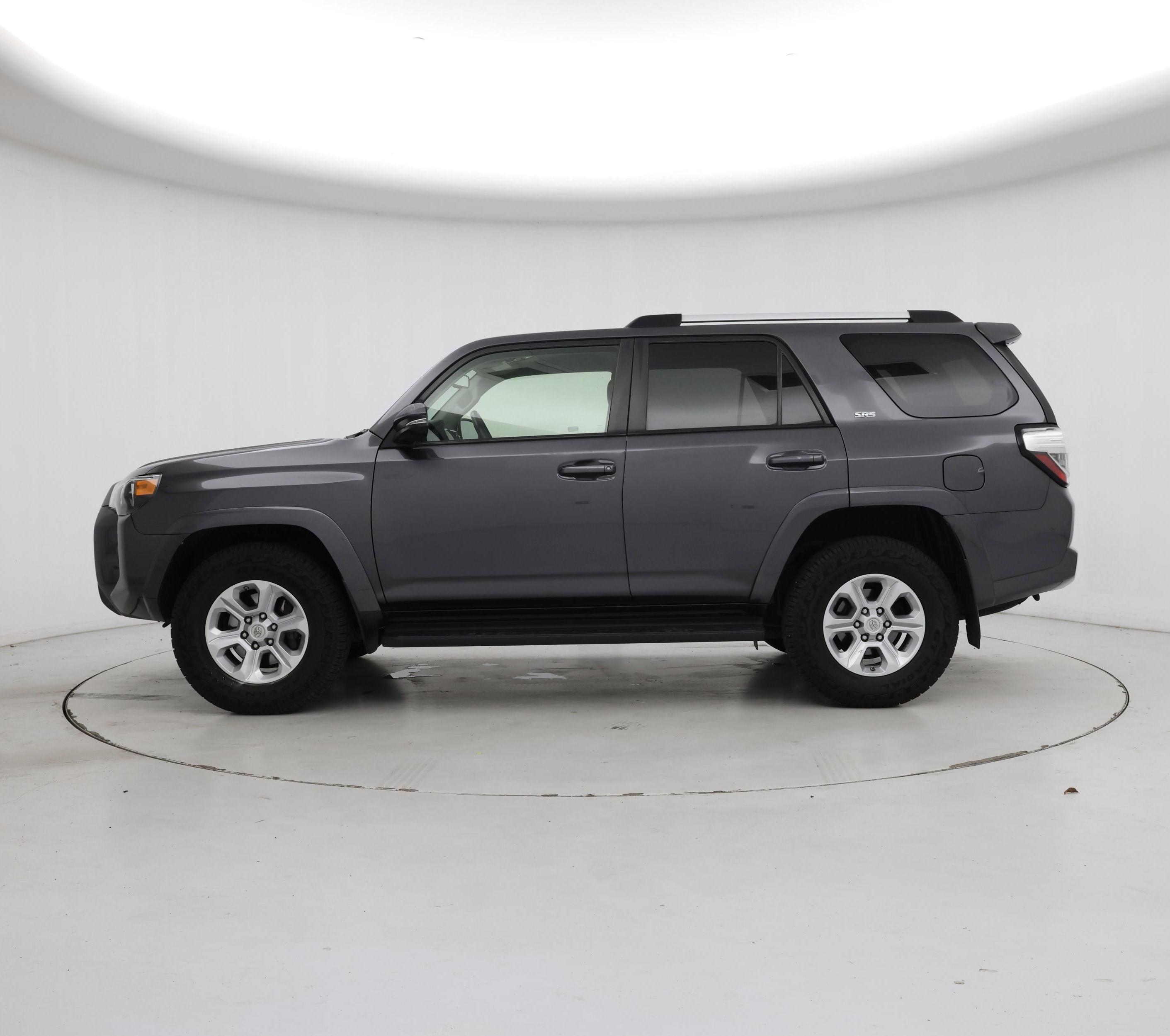 Thumbnail: 2021 Toyota 4Runner - 3