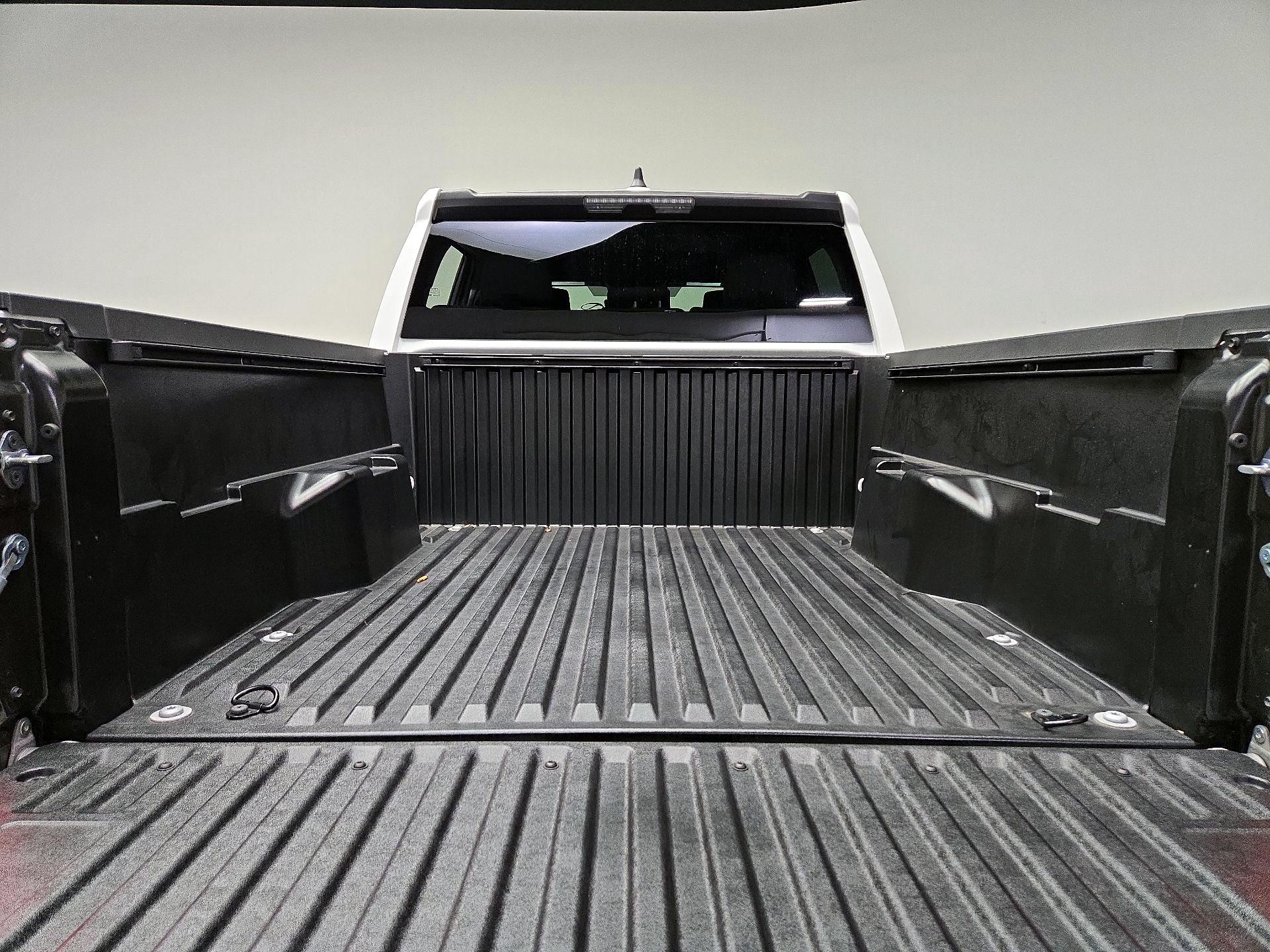 Thumbnail: 2024 Toyota Tacoma - 20