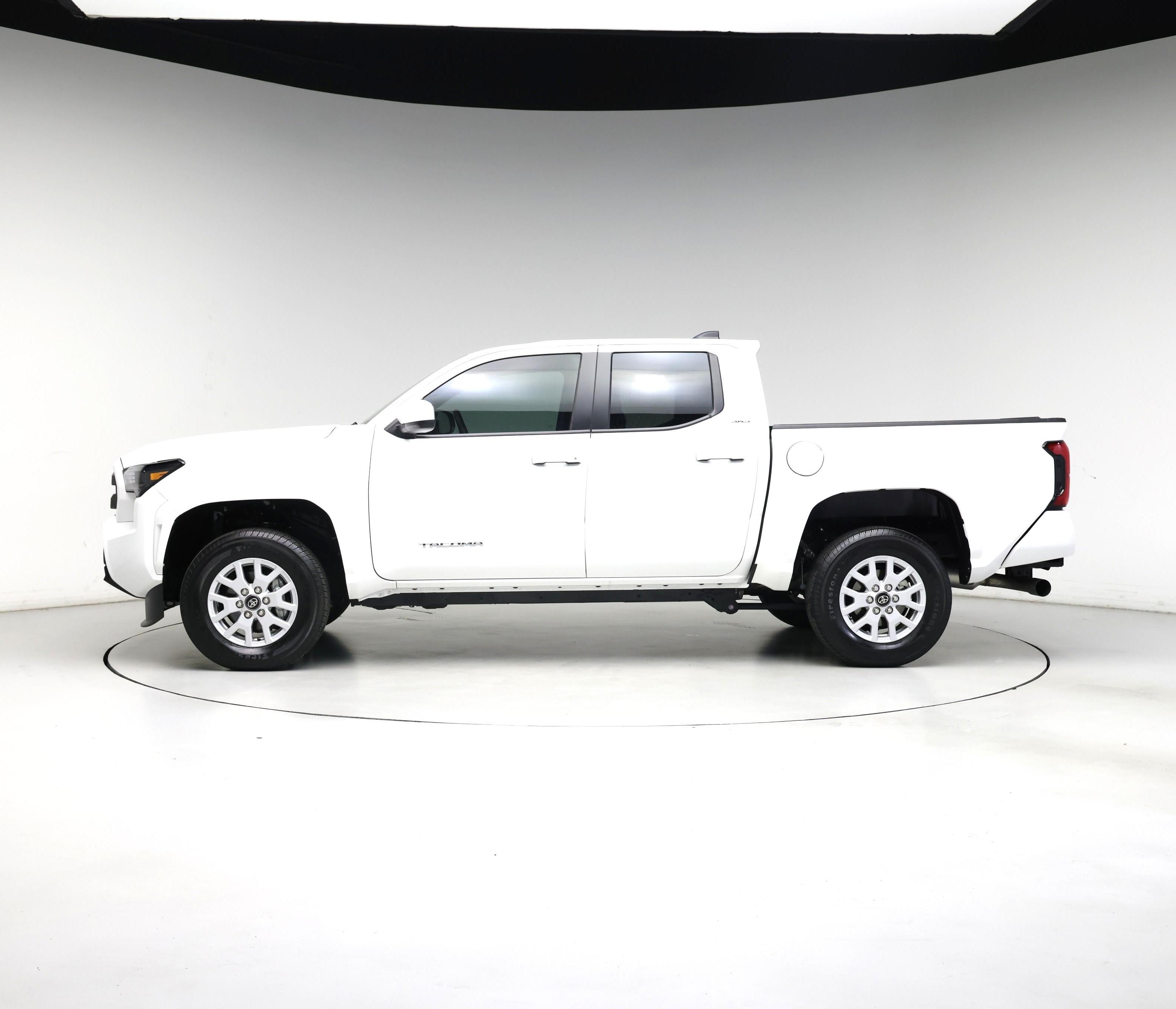 Thumbnail: 2024 Toyota Tacoma - 3