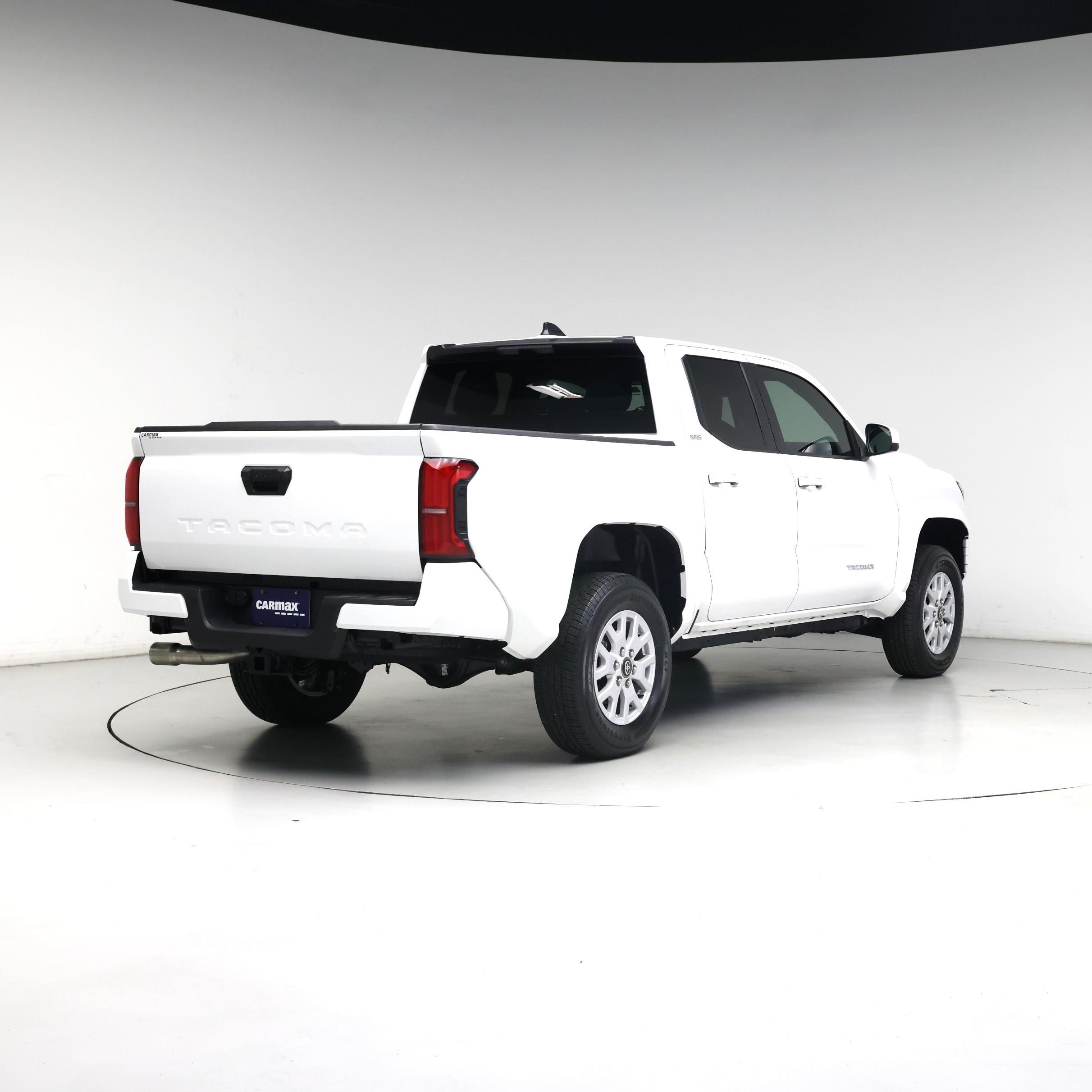 Thumbnail: 2024 Toyota Tacoma - 8