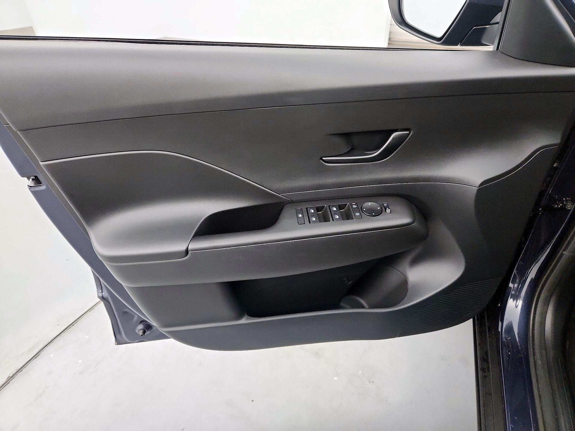 Thumbnail: 2025 Hyundai Kona - 12