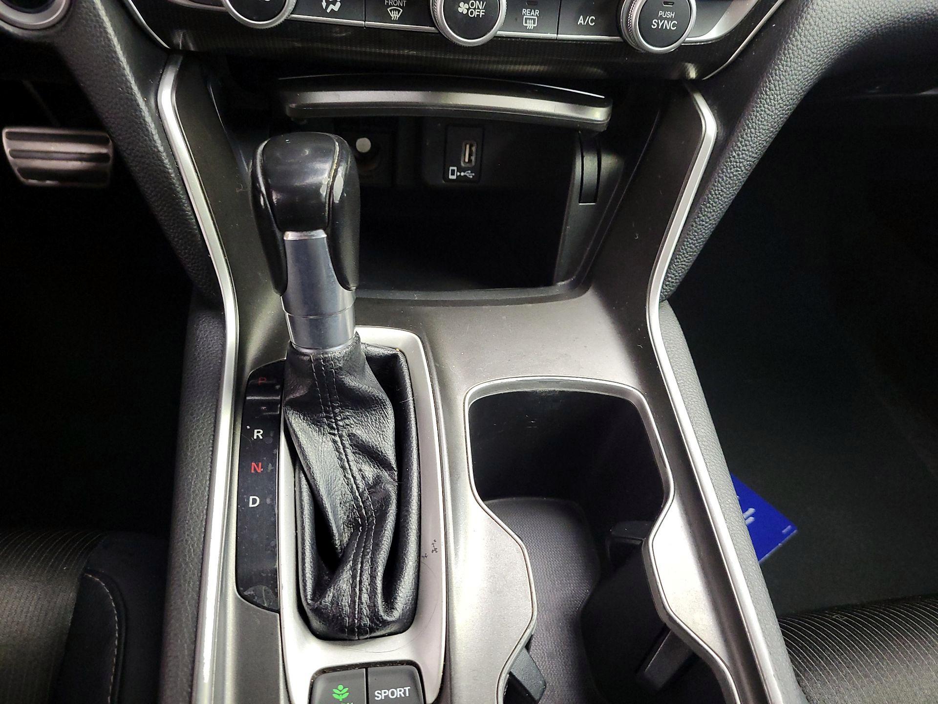 Thumbnail: 2018 Honda Accord - 17