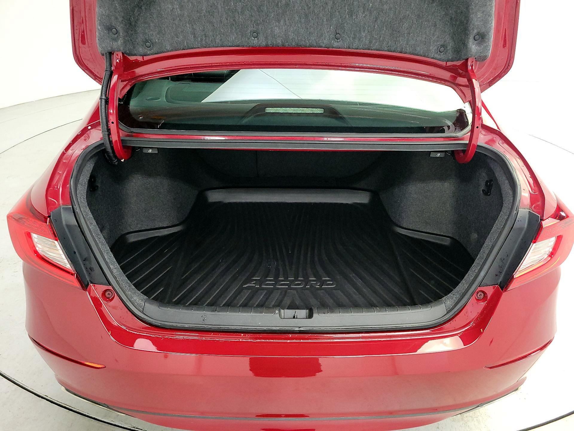 Thumbnail: 2018 Honda Accord - 20