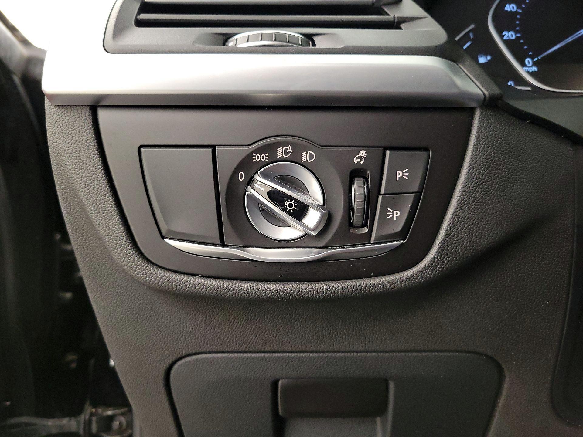 Thumbnail: 2022 BMW X3 - 13