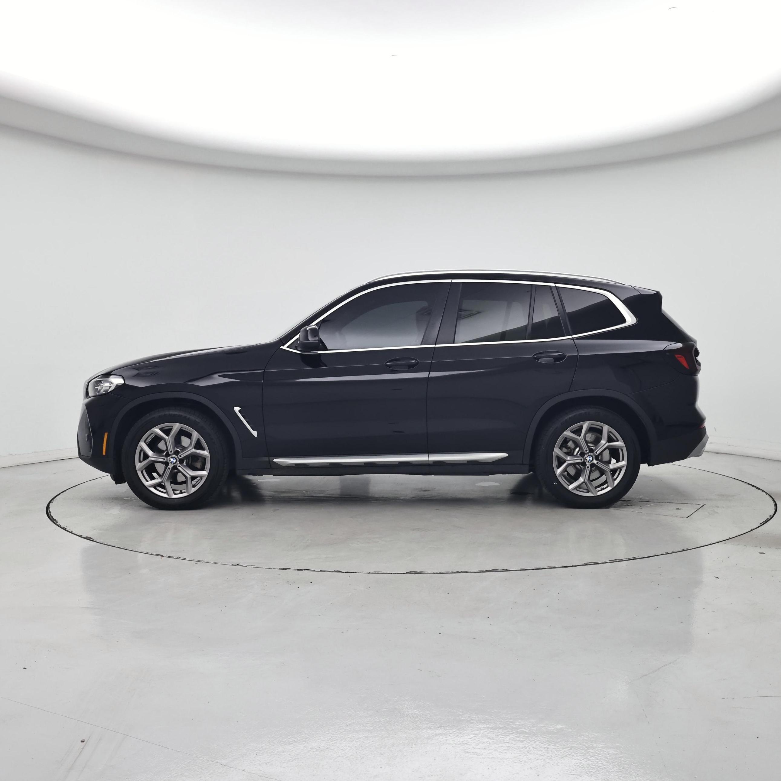 Thumbnail: 2022 BMW X3 - 3