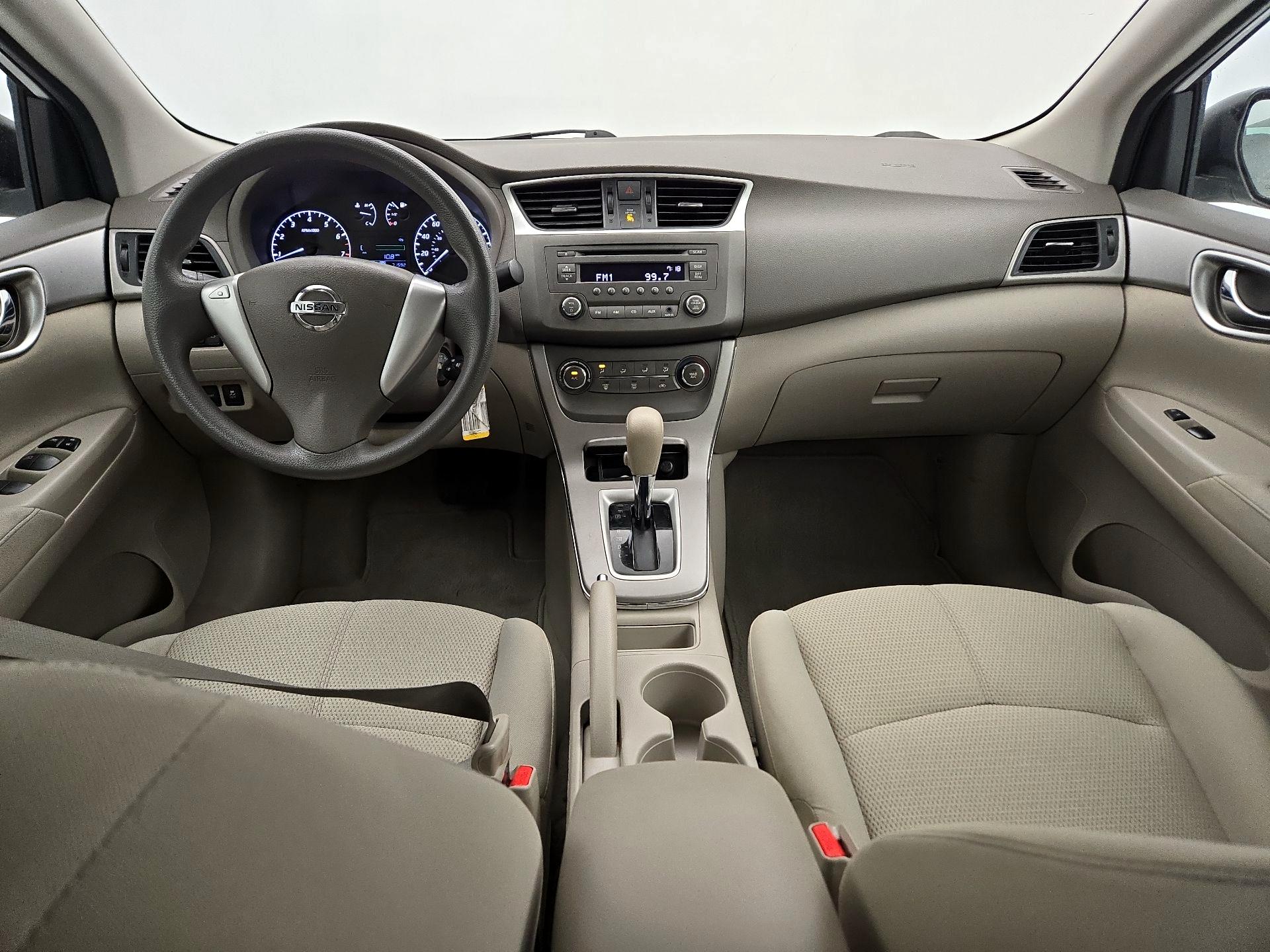 Thumbnail: 2014 Nissan Sentra - 9