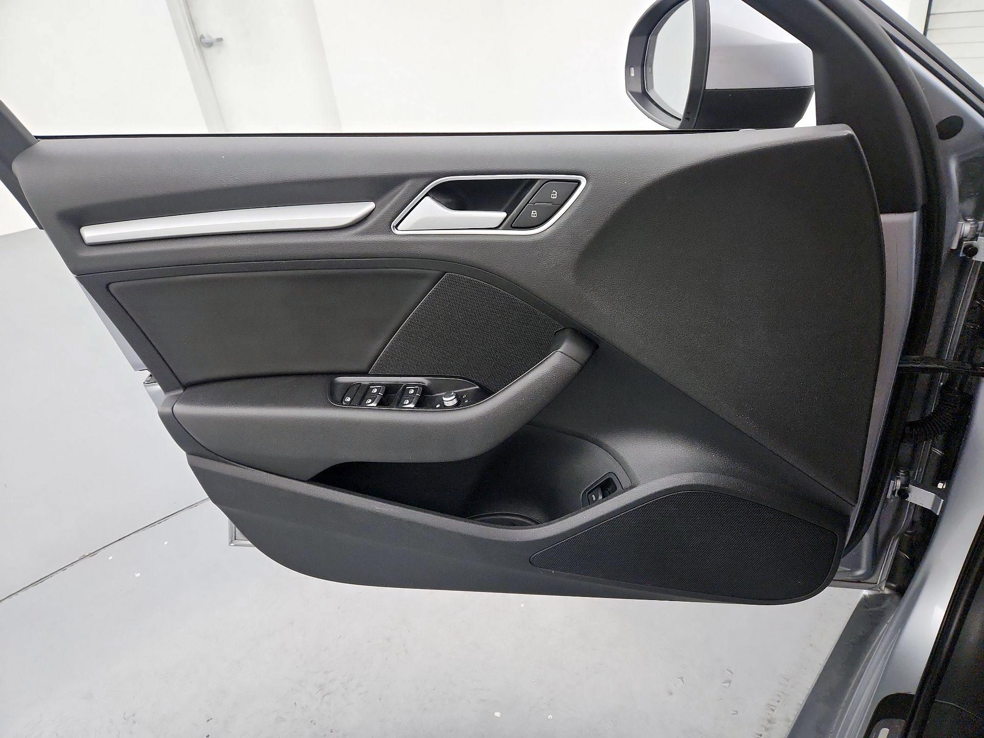 Thumbnail: 2017 Audi A3 - 12