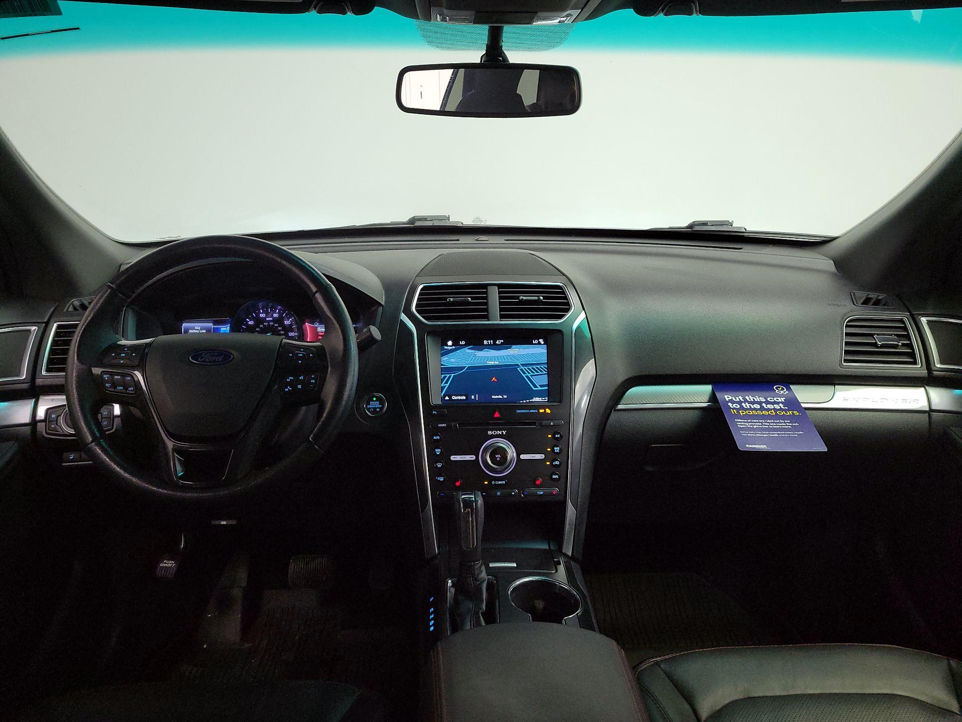 Thumbnail: 2017 Ford Explorer - 9