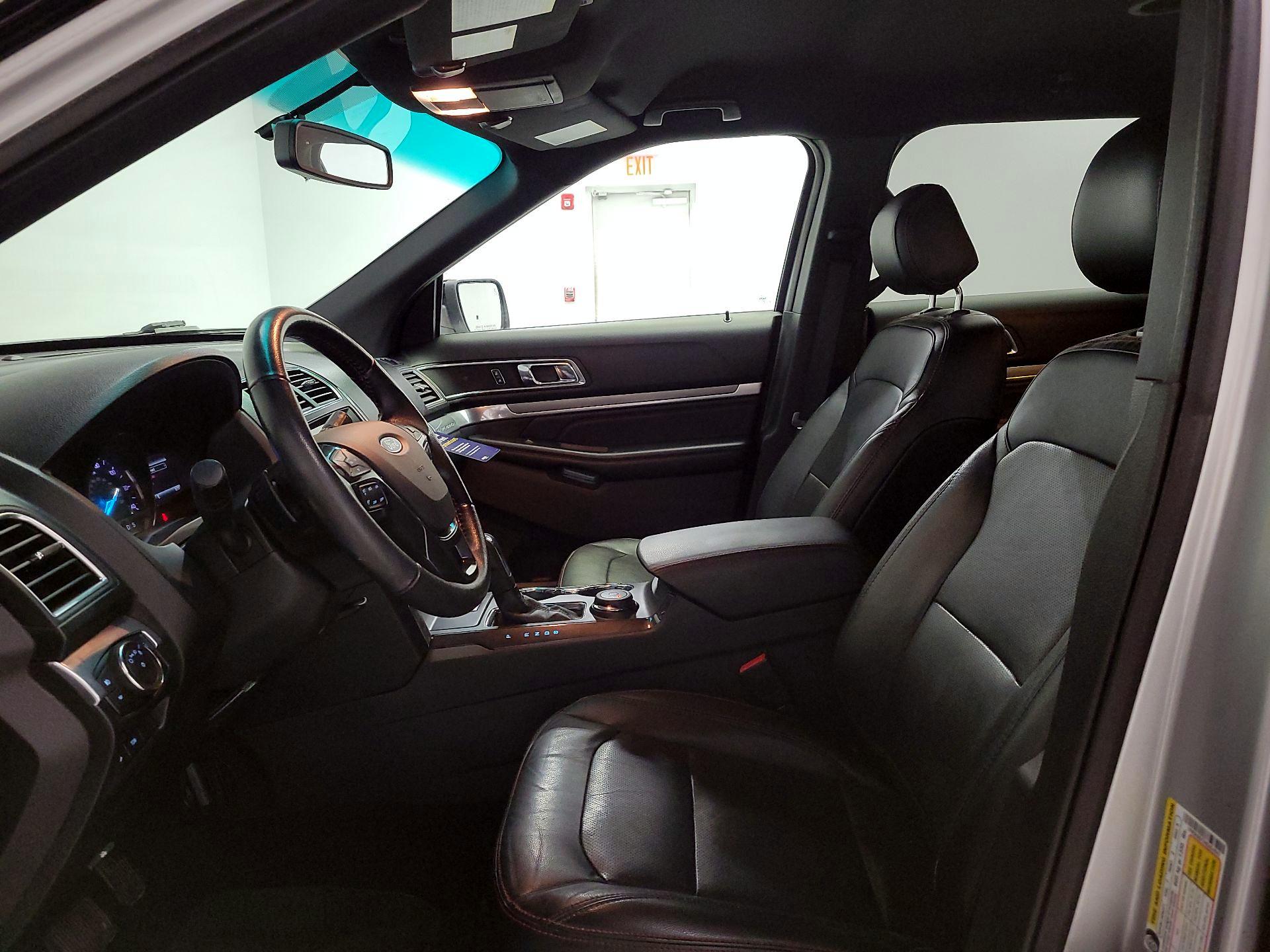 Thumbnail: 2017 Ford Explorer - 11