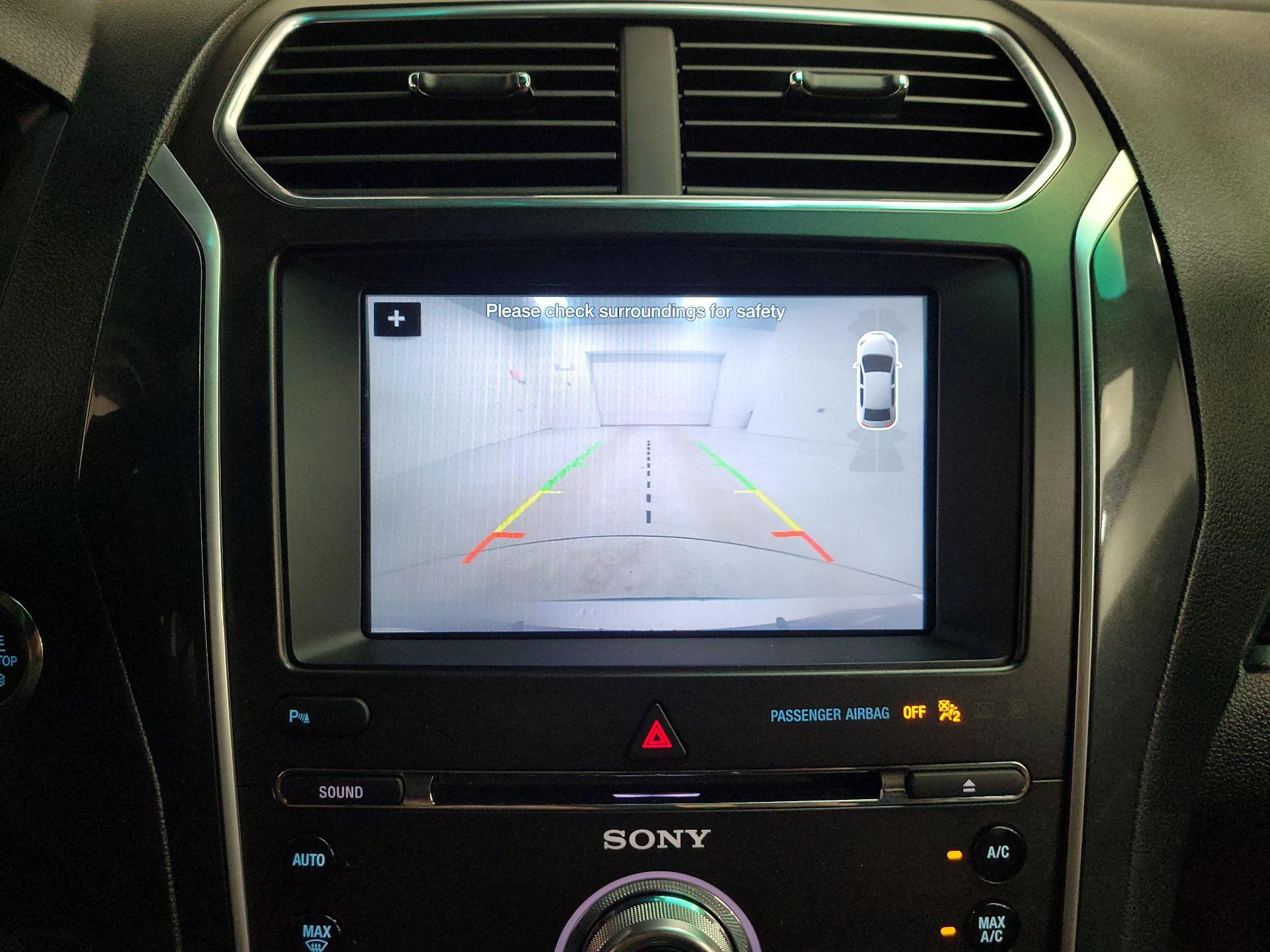 Thumbnail: 2017 Ford Explorer - 15