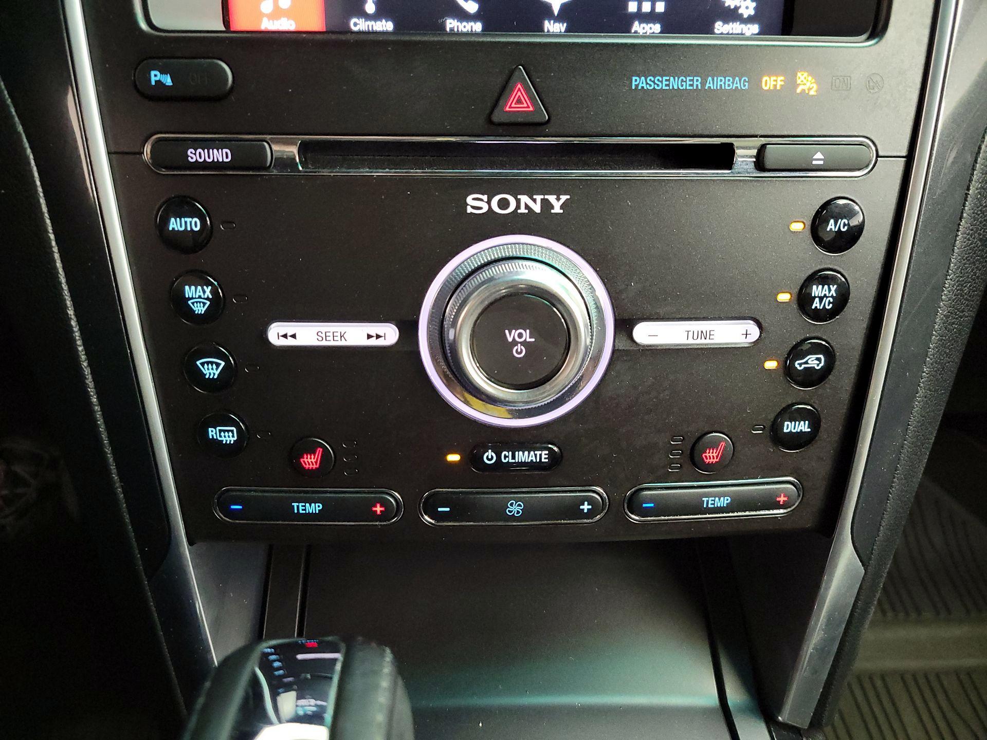 Thumbnail: 2017 Ford Explorer - 17