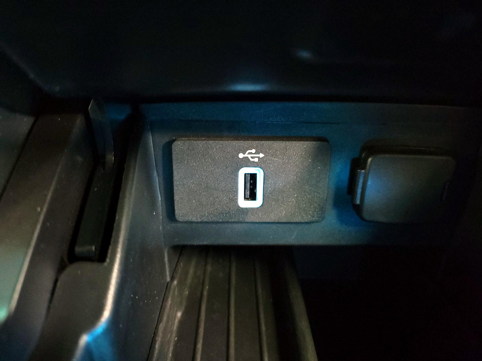 Thumbnail: 2017 Ford Explorer - 19