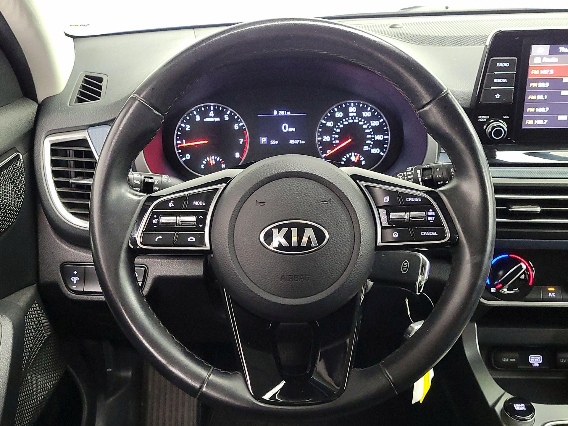 Thumbnail: 2021 Kia Seltos - 10