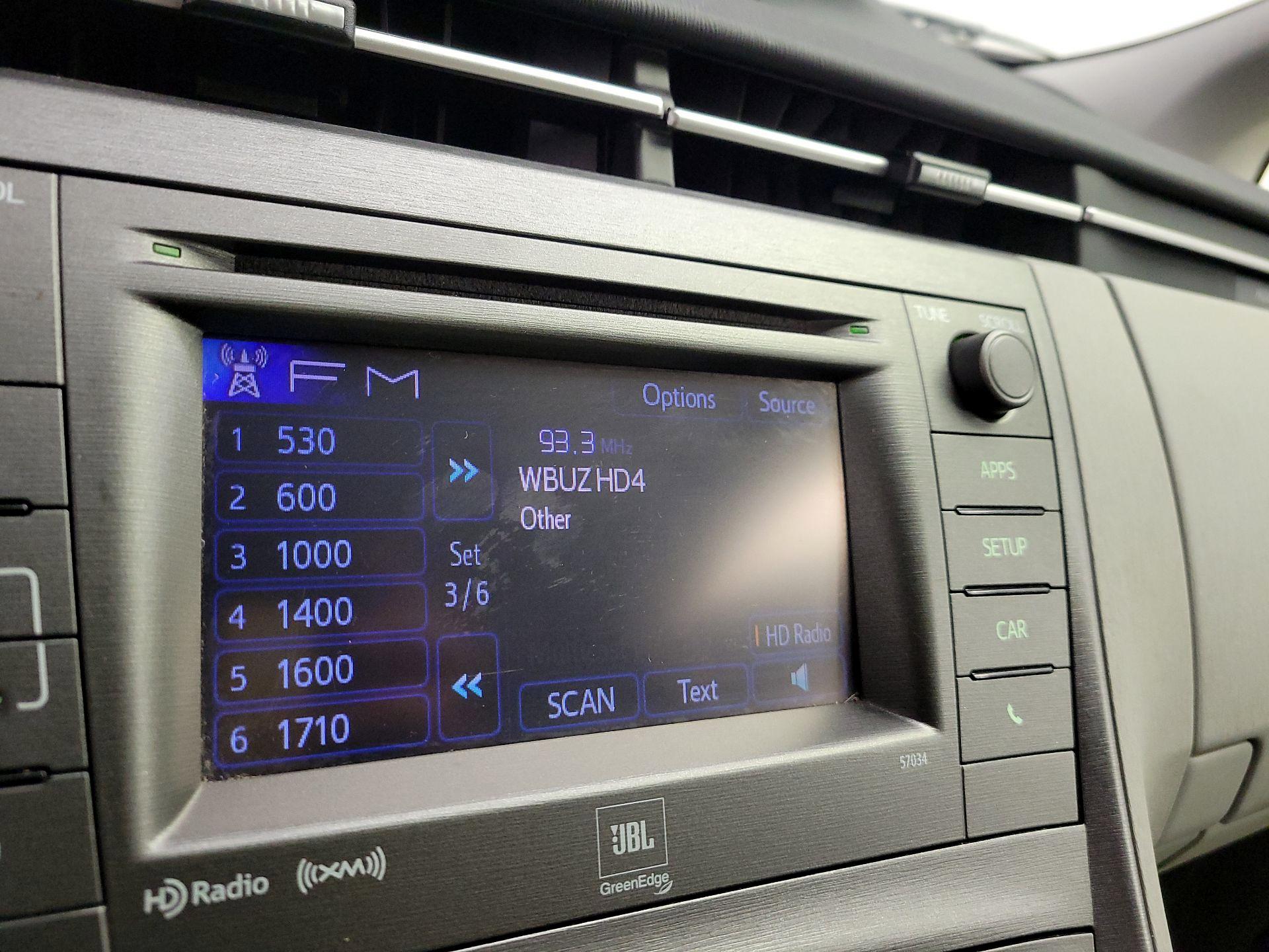 Thumbnail: 2015 Toyota Prius - 16