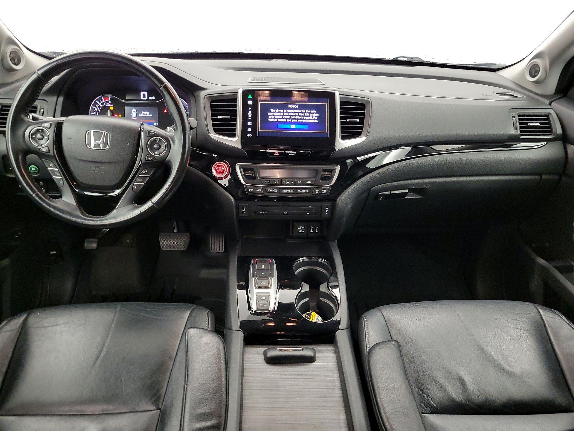 Thumbnail: 2016 Honda Pilot - 9