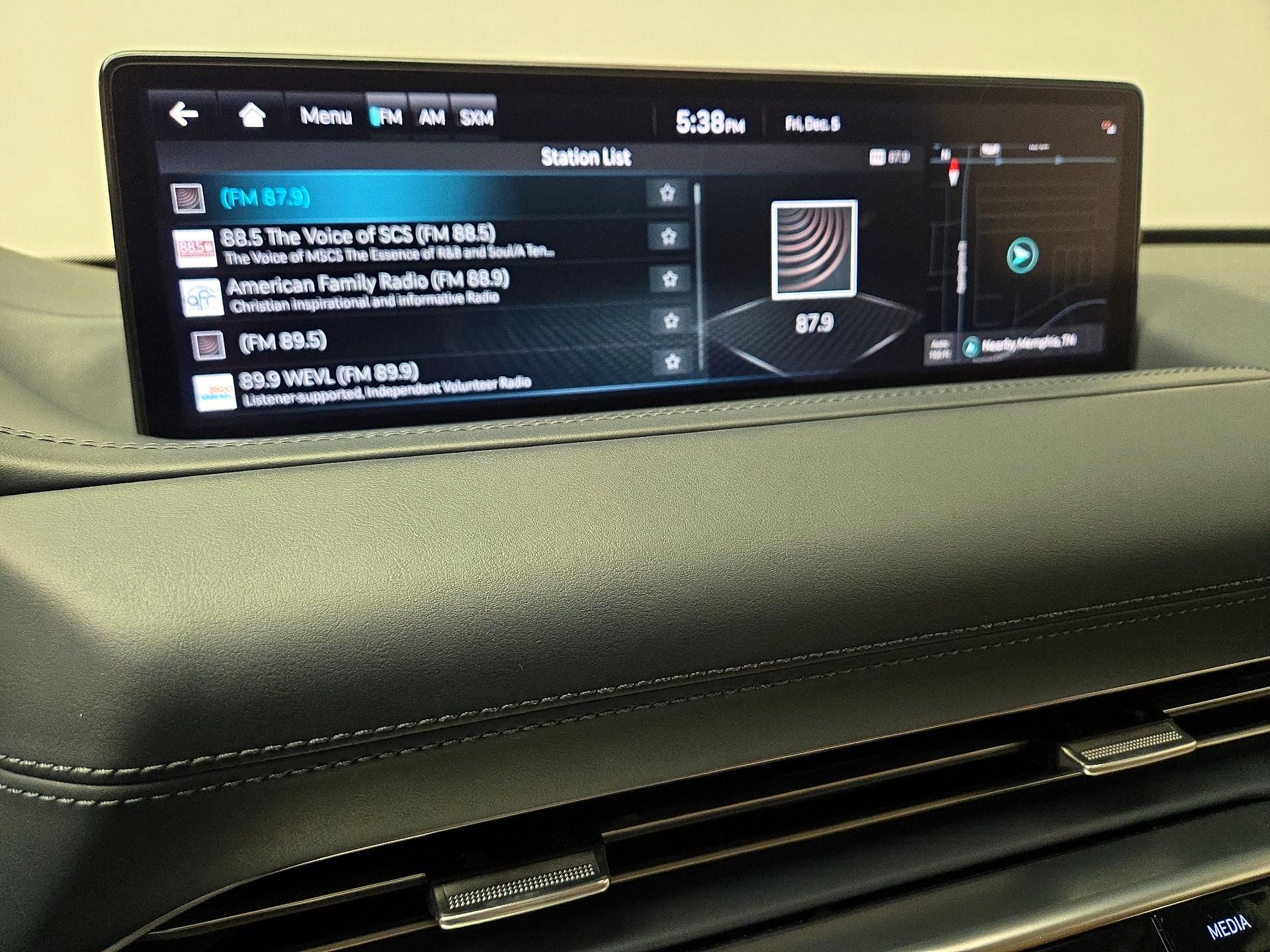 Thumbnail: 2024 Genesis GV80 - 16