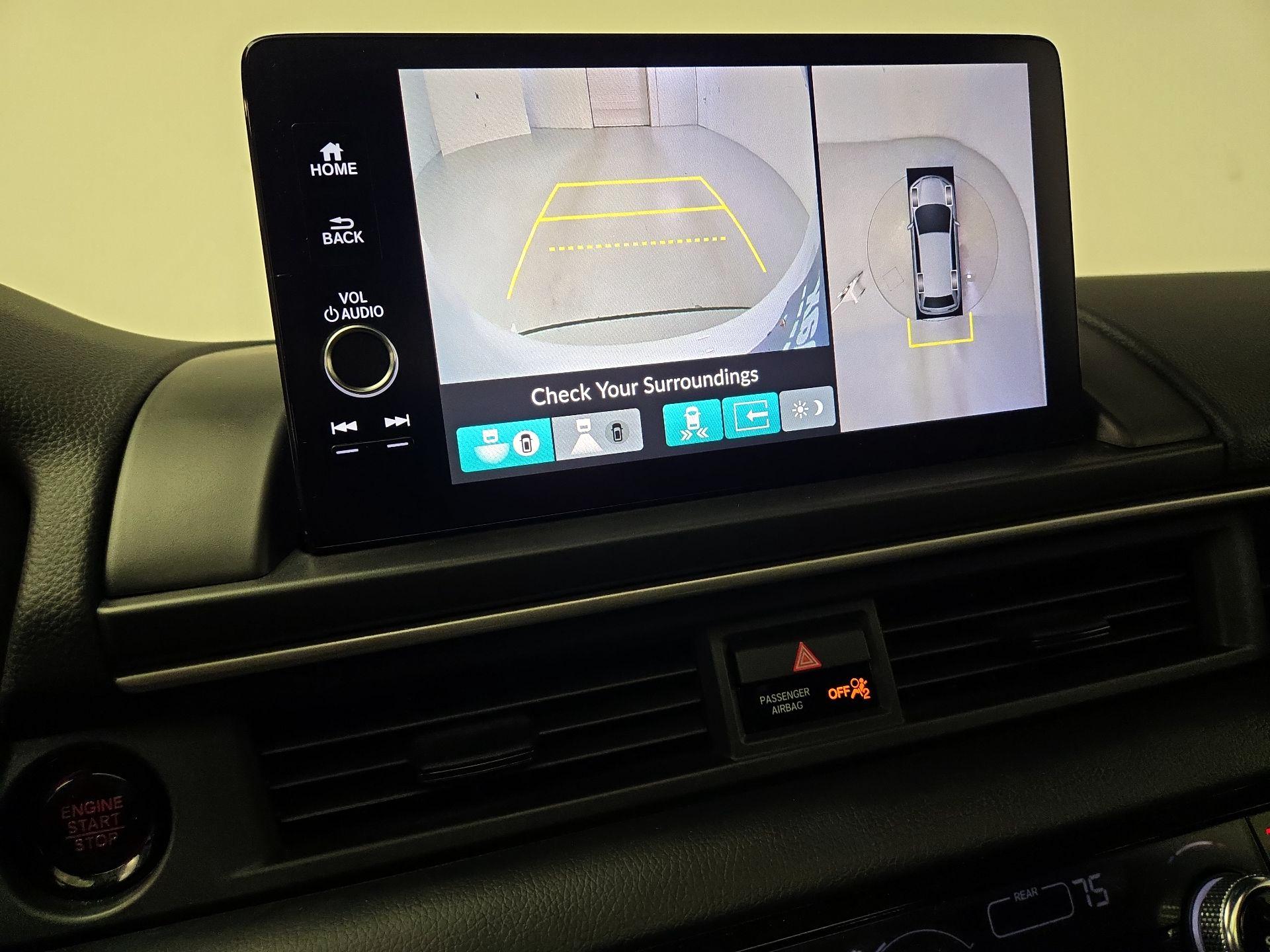 Thumbnail: 2025 Honda Pilot - 15