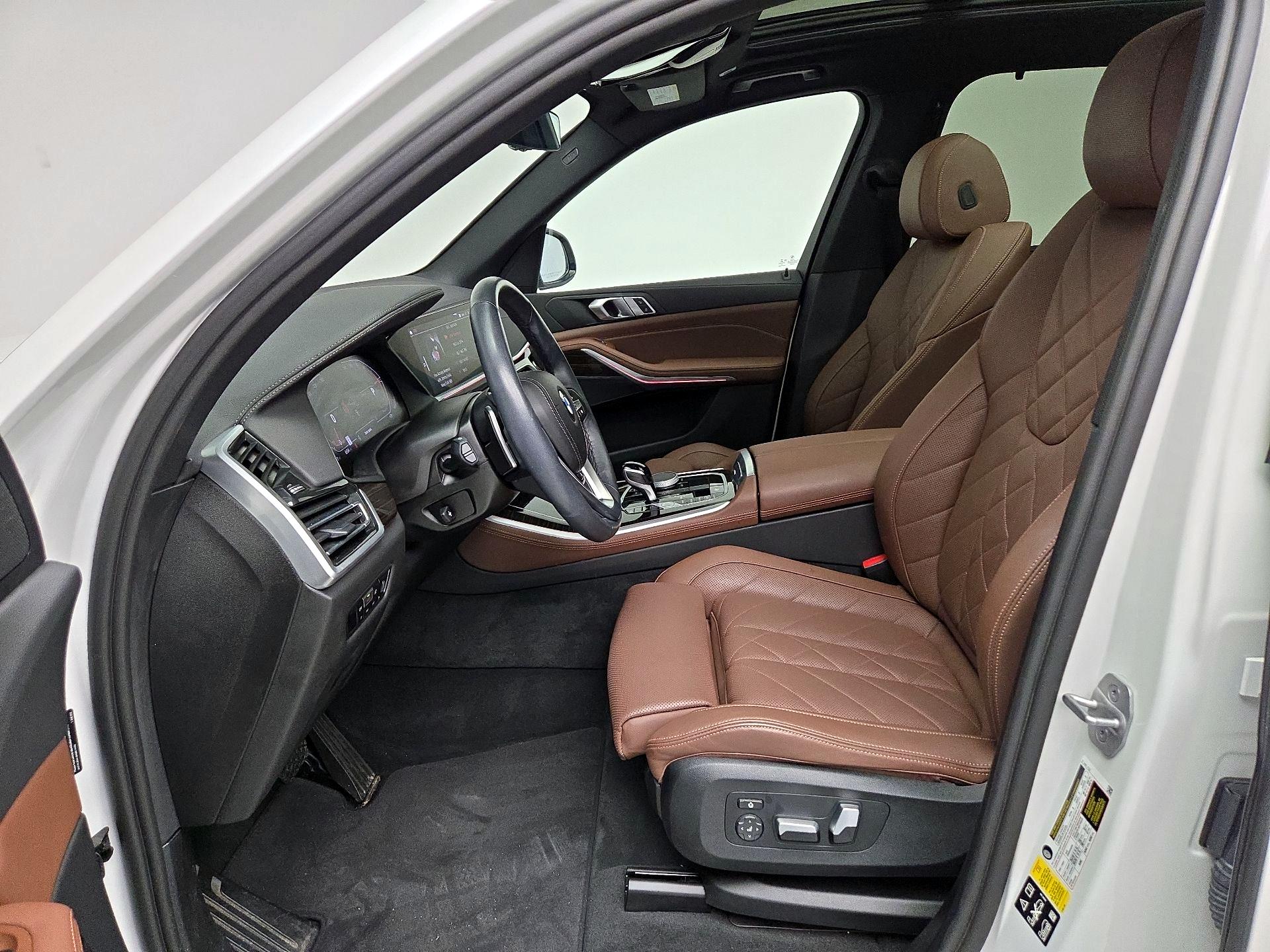 Thumbnail: 2023 BMW X5 - 11