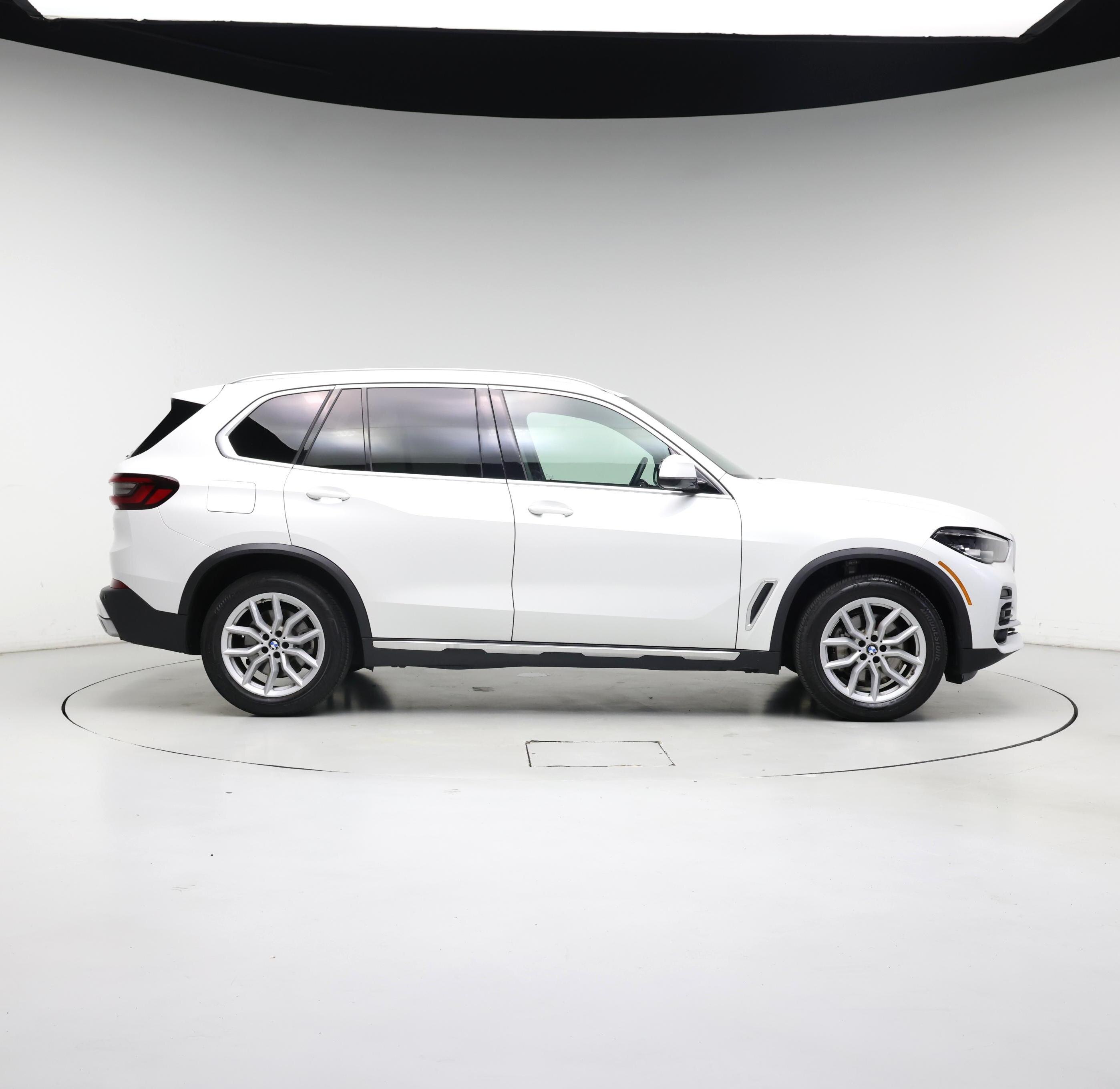 Thumbnail: 2023 BMW X5 - 7