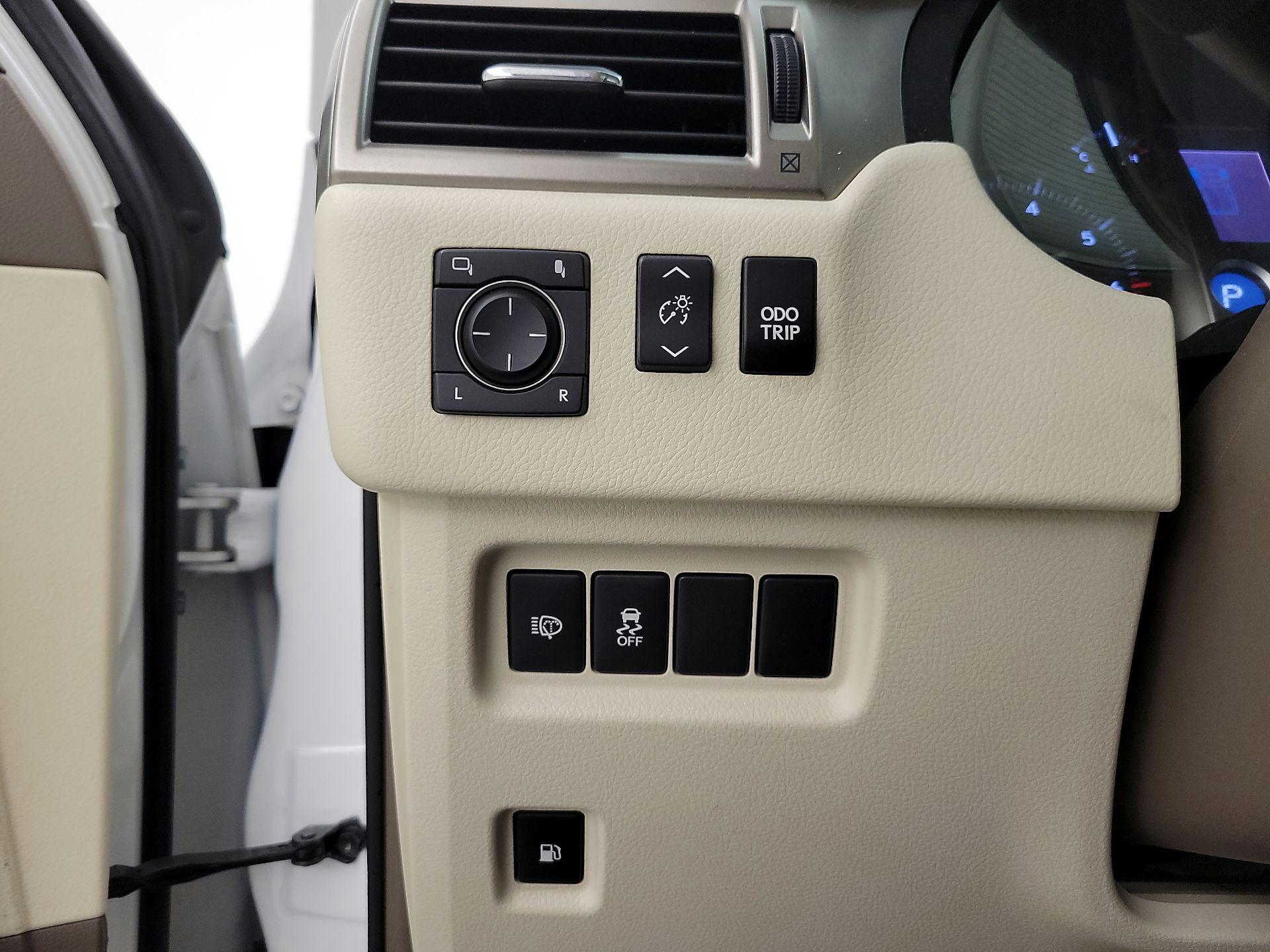 Thumbnail: 2018 Lexus GX - 13